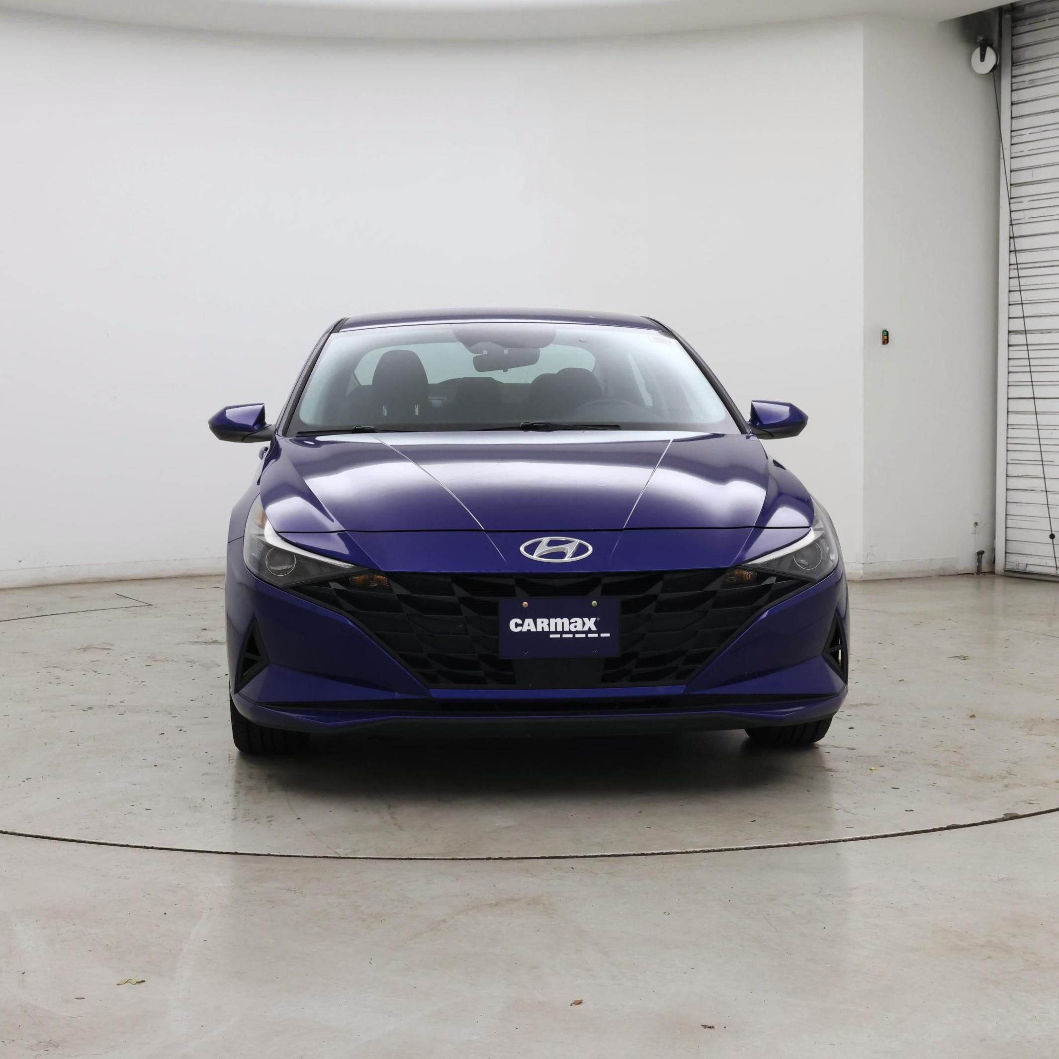 Thumbnail: 2023 Hyundai Elantra - 5