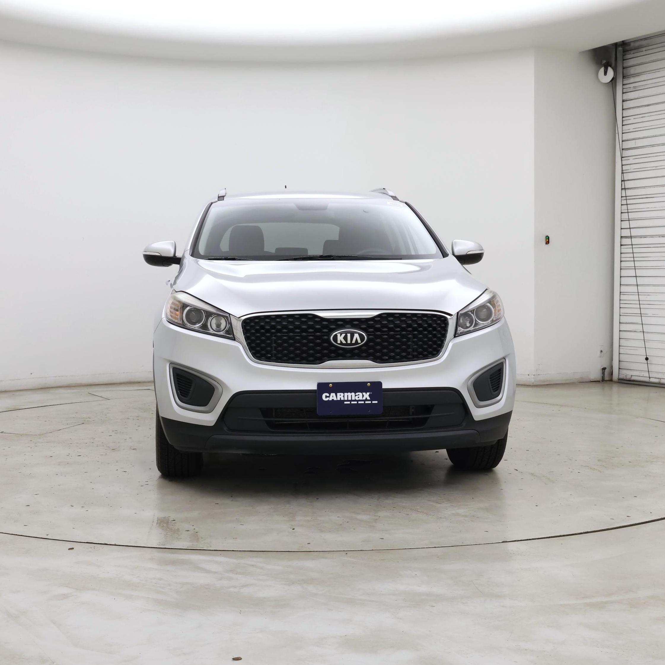 Thumbnail: 2017 Kia Sorento - 5