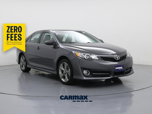 Gray 2014 Toyota Camry Sedan Front-Wheel Drive Automatic