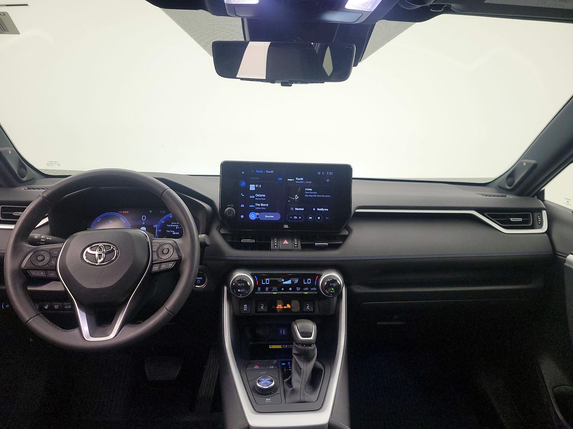 Thumbnail: 2023 Toyota RAV4 - 9