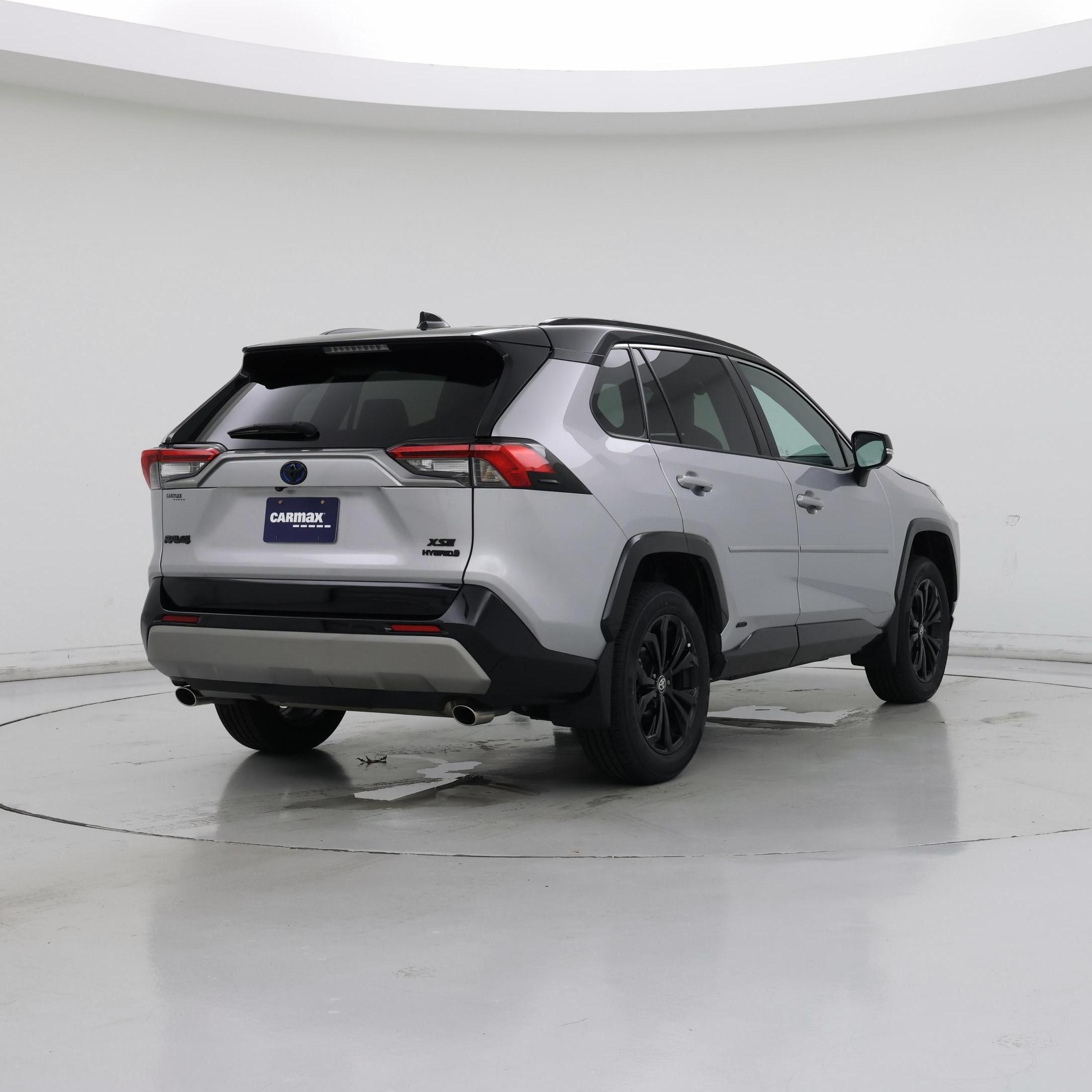 Thumbnail: 2023 Toyota RAV4 - 8