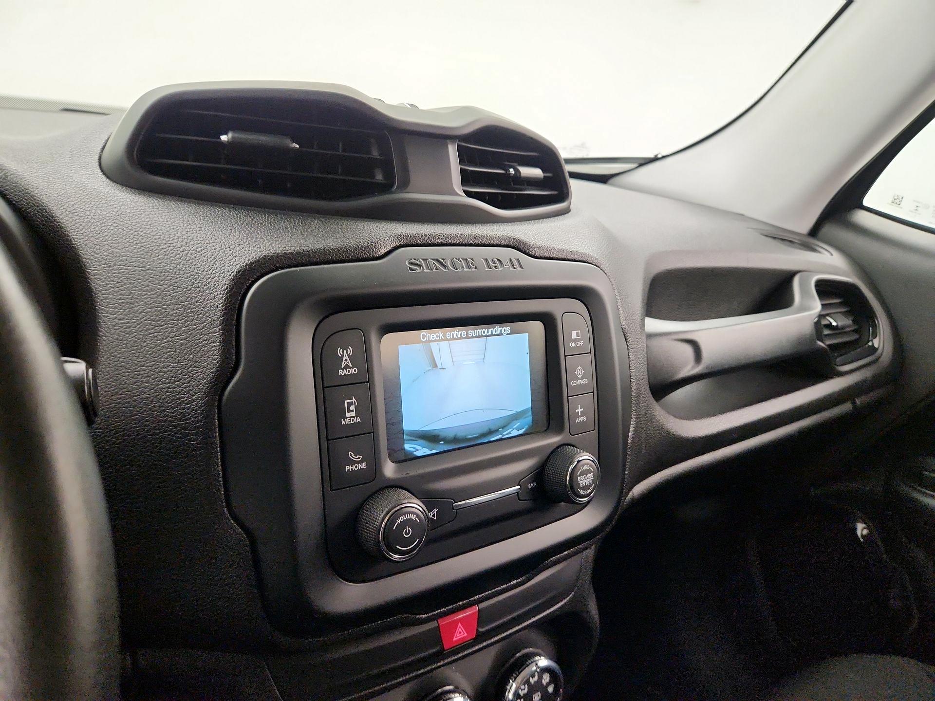 Thumbnail: 2017 Jeep Renegade - 14
