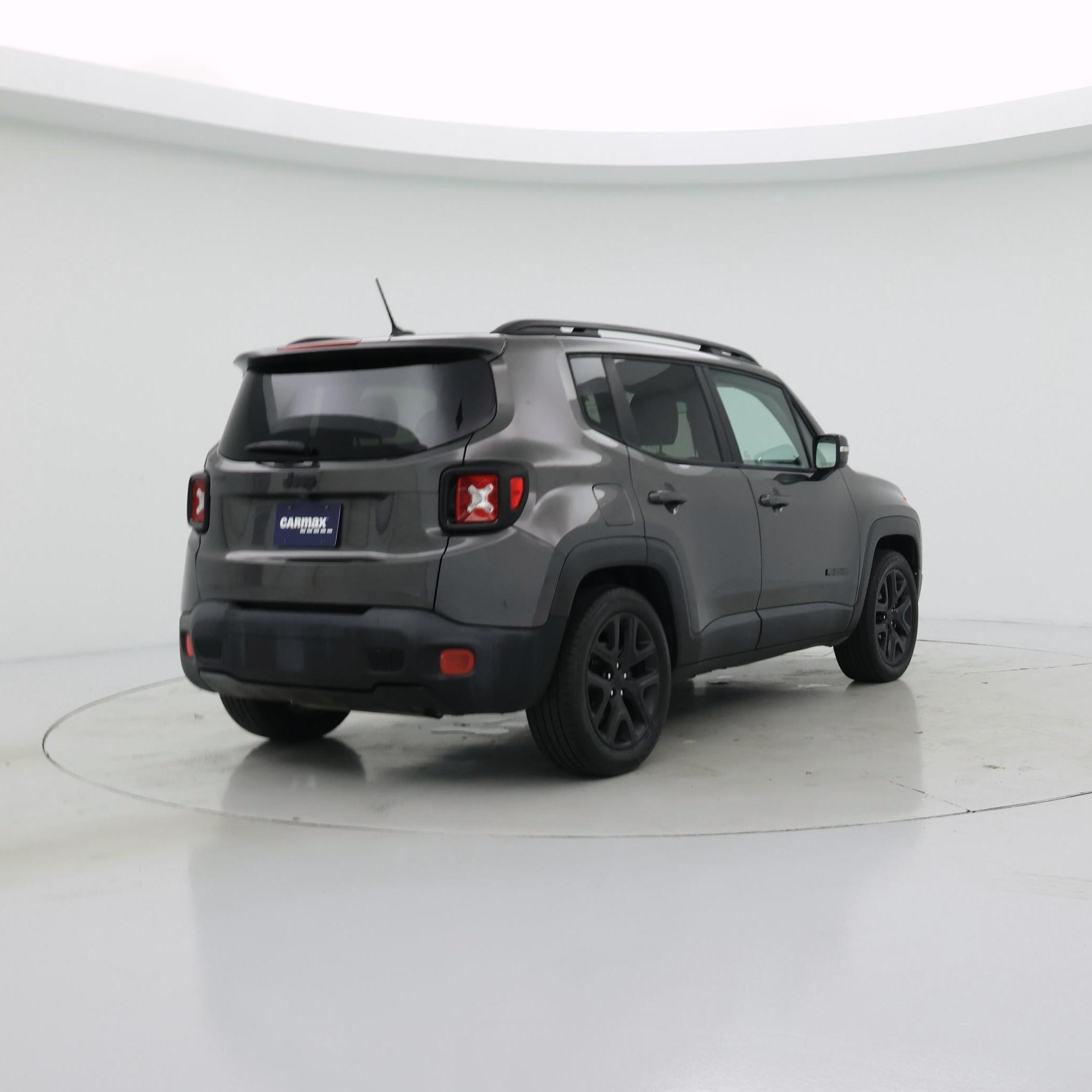 Thumbnail: 2017 Jeep Renegade - 8