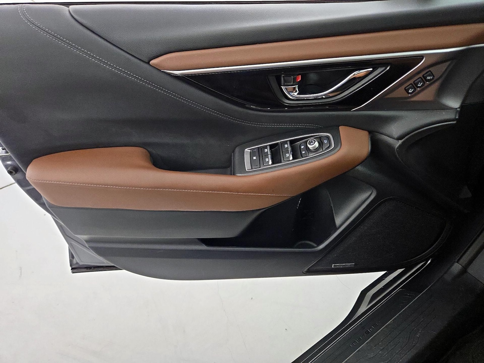 2022 Subaru Outback Touring - Photo 13
