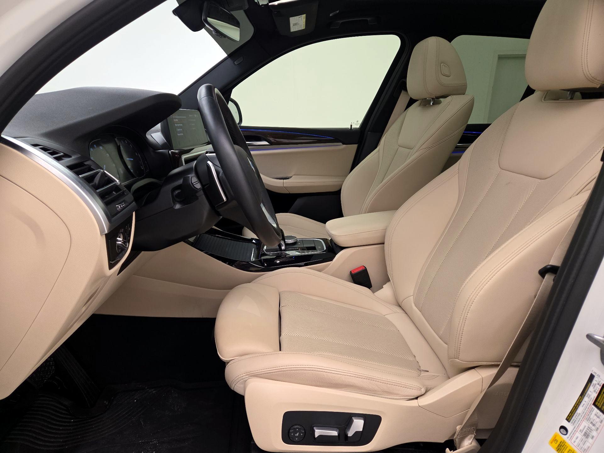 Thumbnail: 2022 BMW X3 - 11
