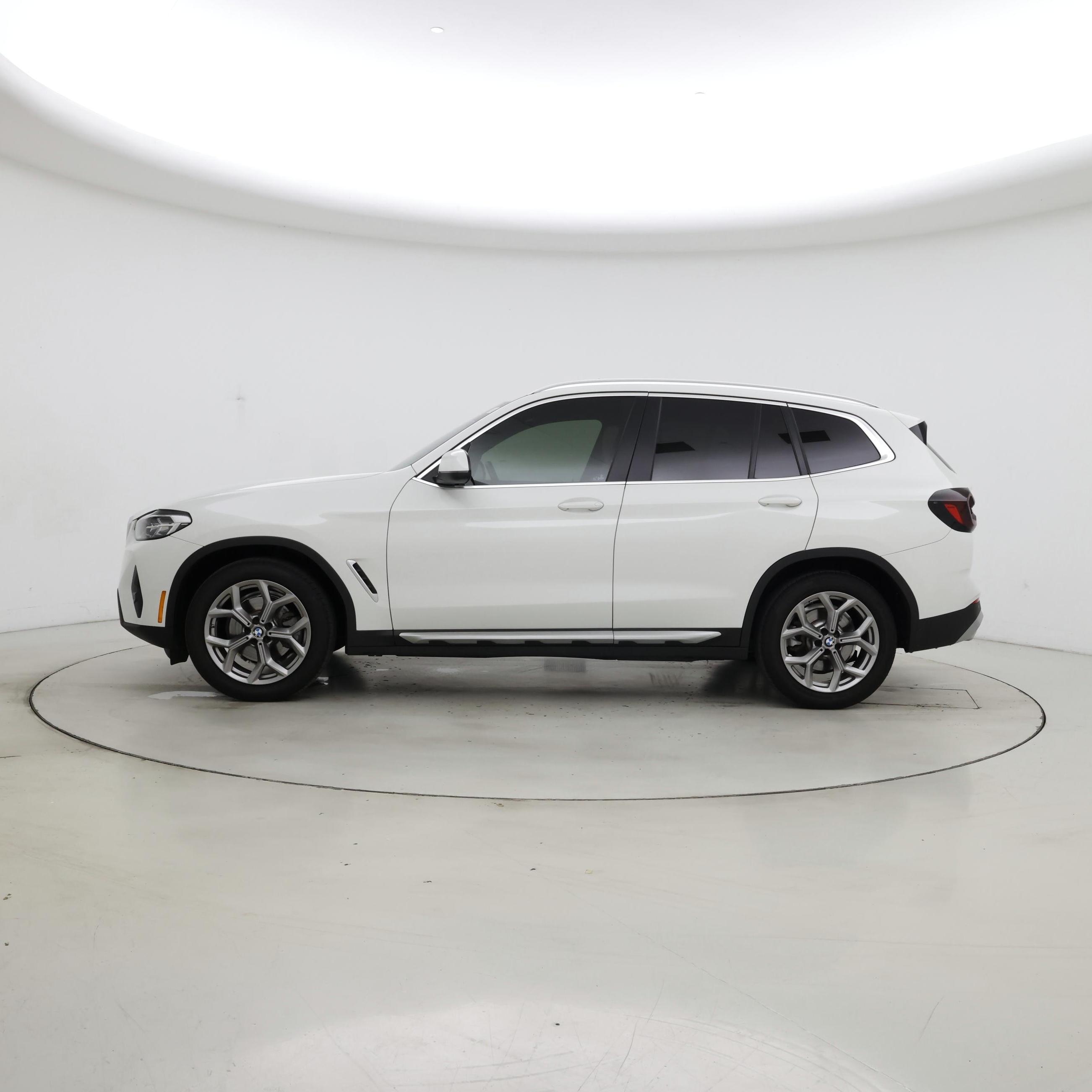 Thumbnail: 2022 BMW X3 - 3