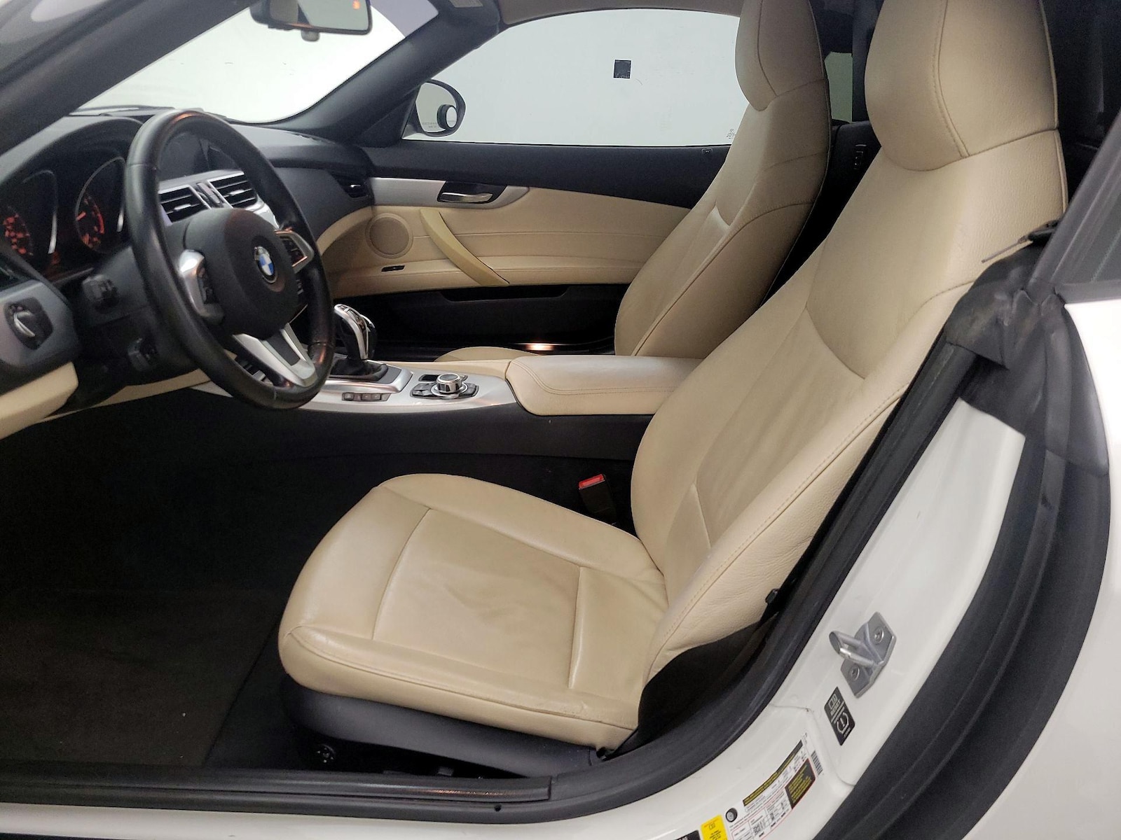 2014 BMW Z4 sDrive28i - Photo 12