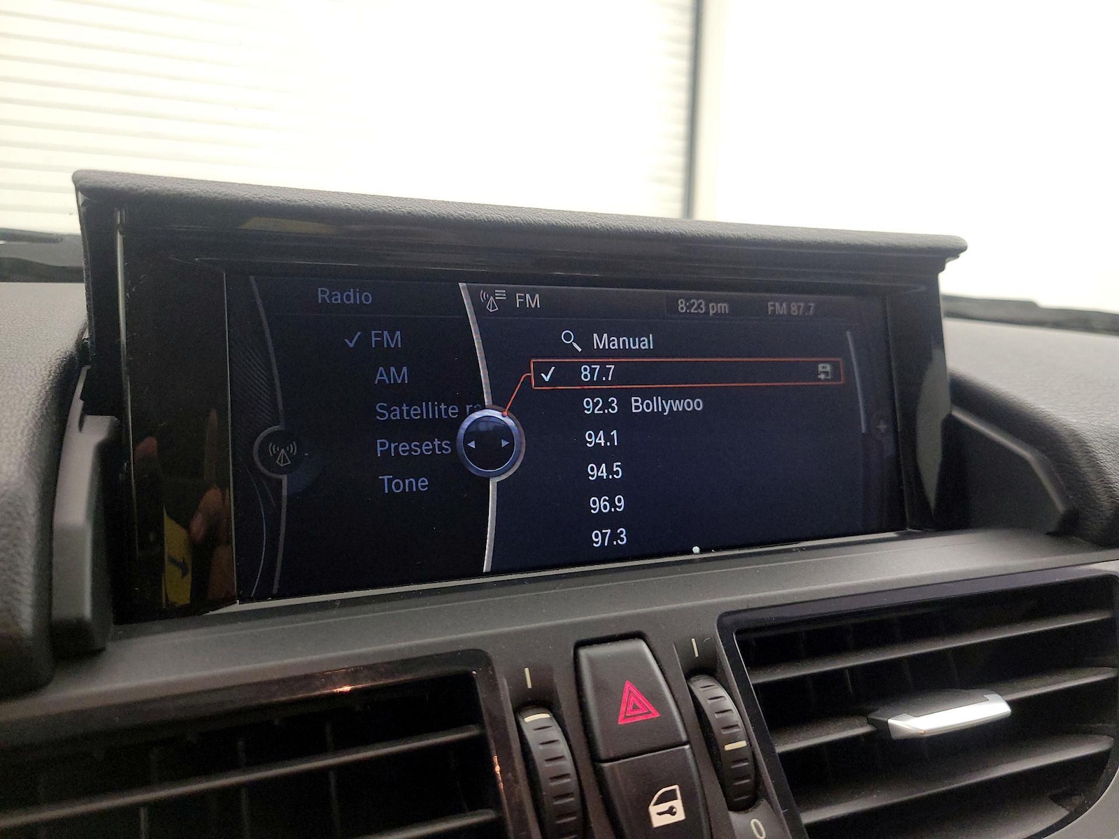 2014 BMW Z4 sDrive28i - Photo 15