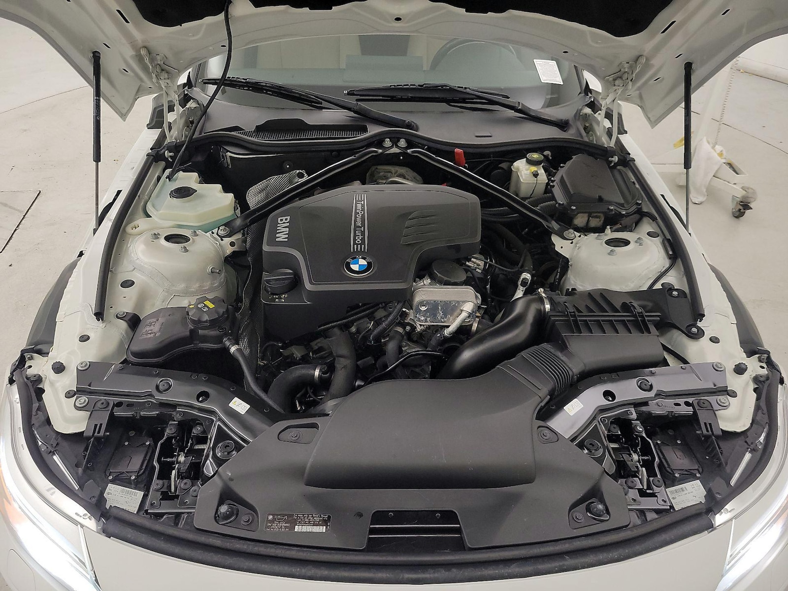 2014 BMW Z4 sDrive28i - Photo 19
