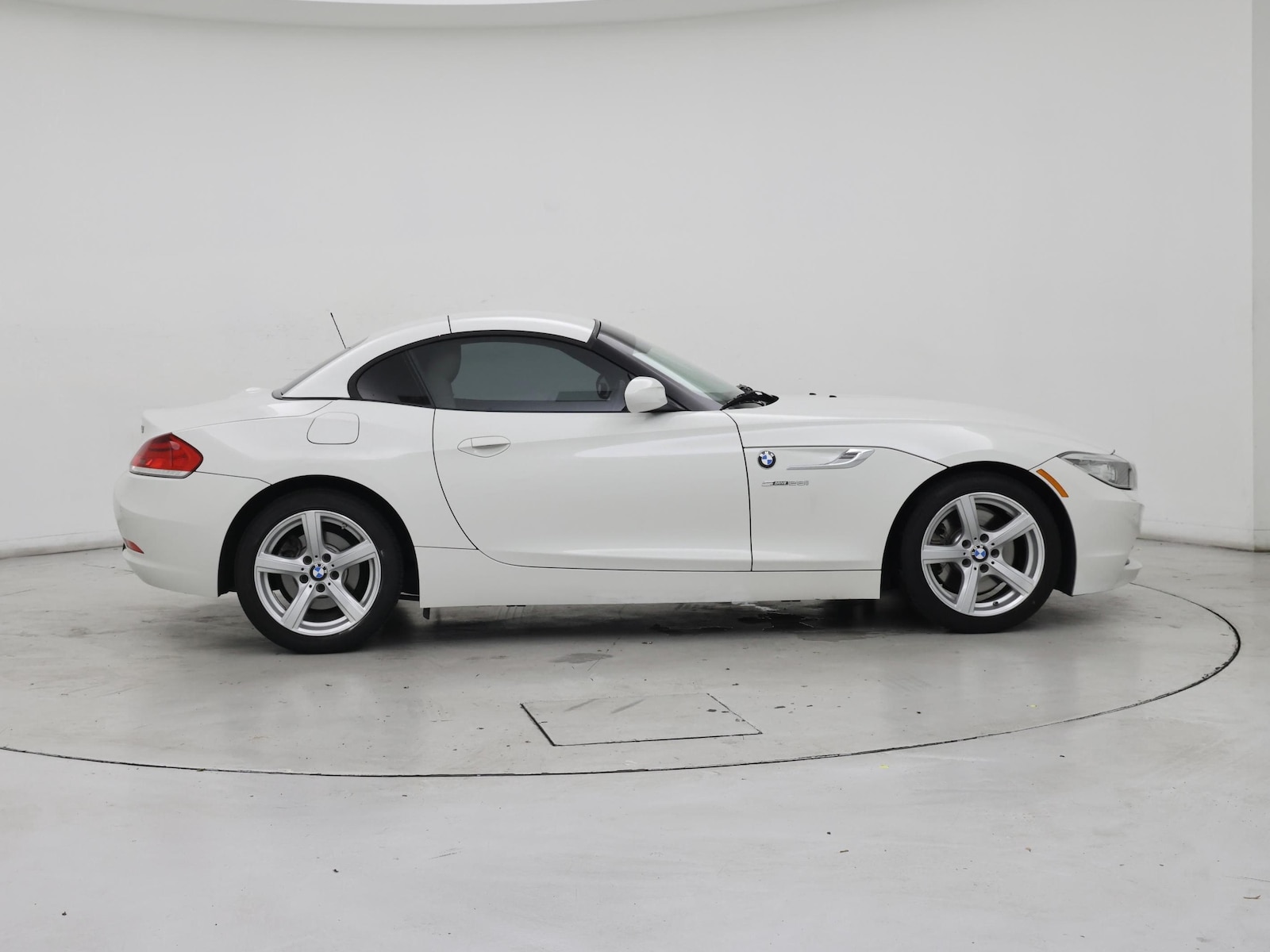 2014 BMW Z4 sDrive28i - Photo 8