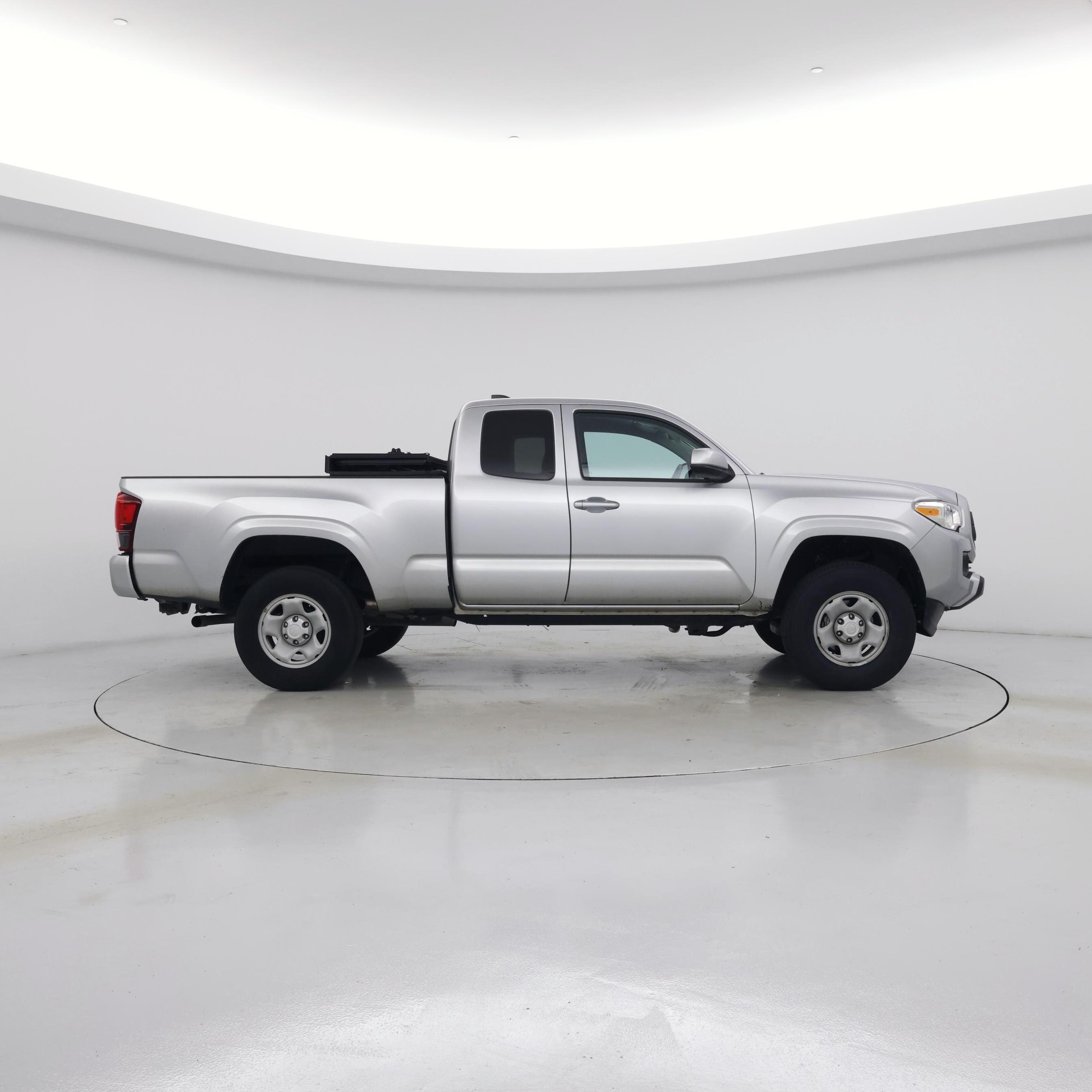 Thumbnail: 2023 Toyota Tacoma - 7