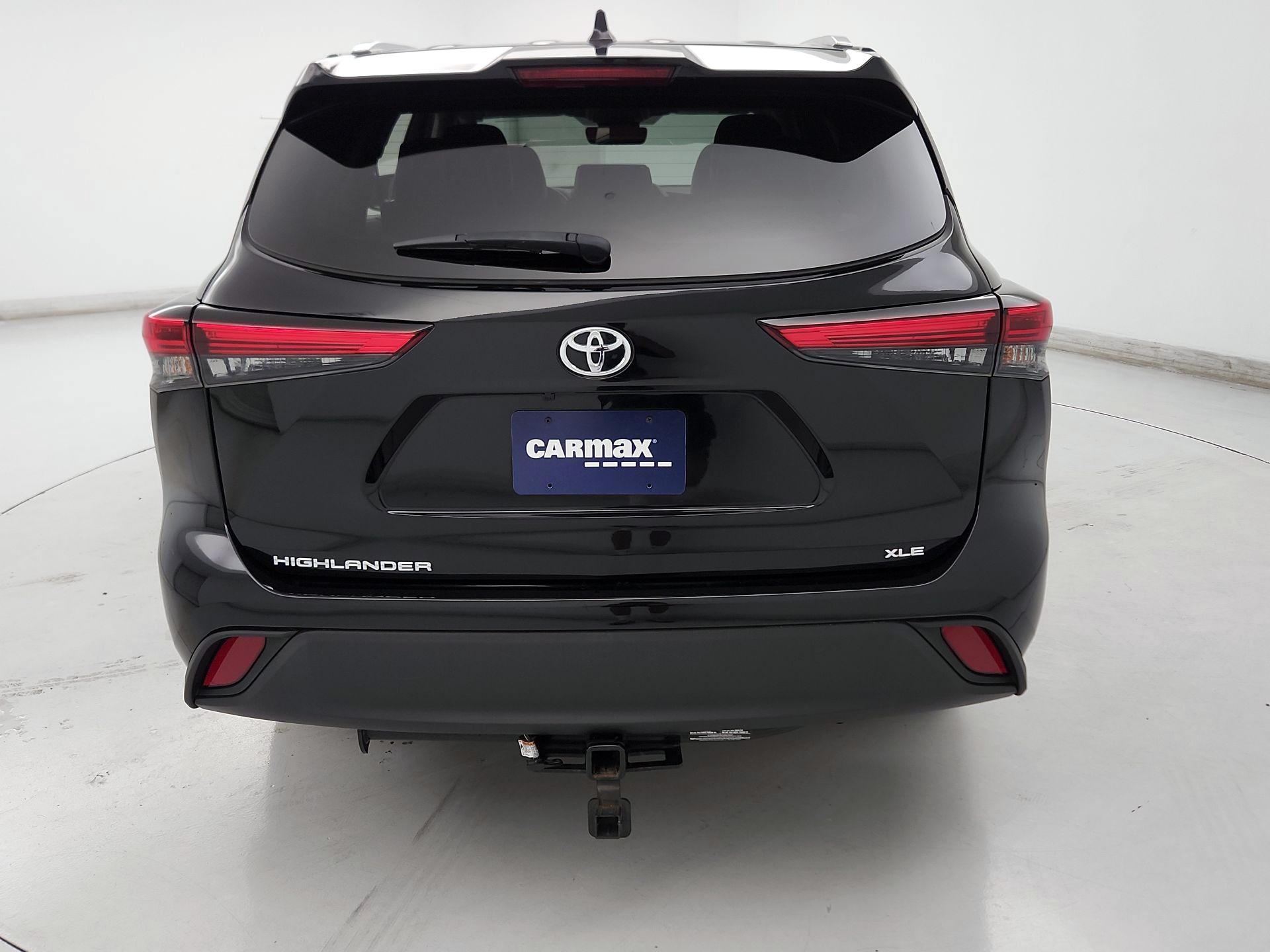 Thumbnail: 2023 Toyota Highlander - 6