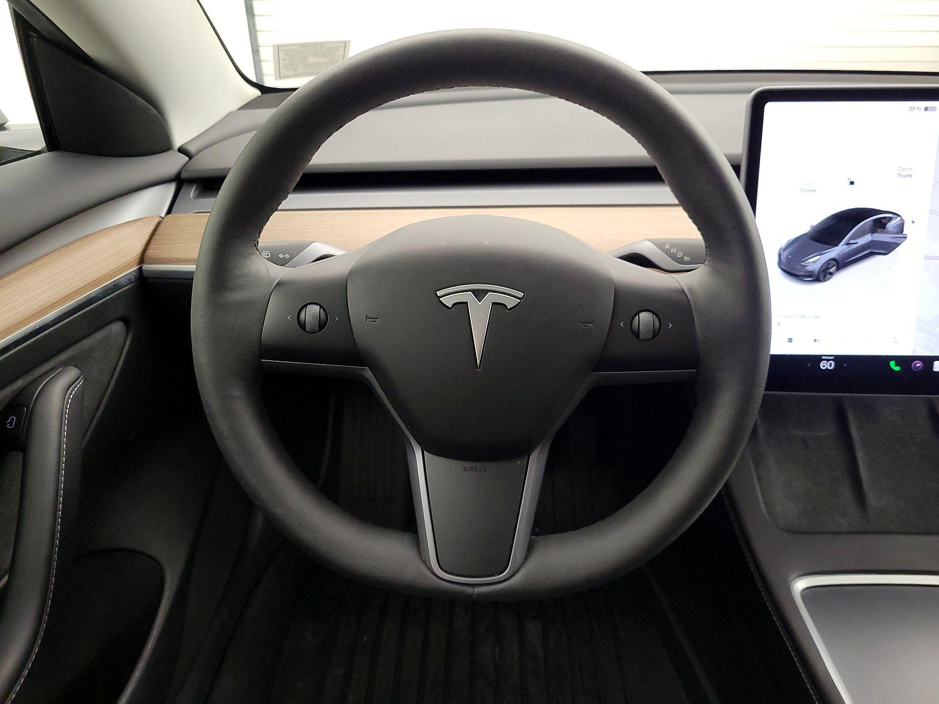 Thumbnail: 2023 Tesla Model 3 - 10