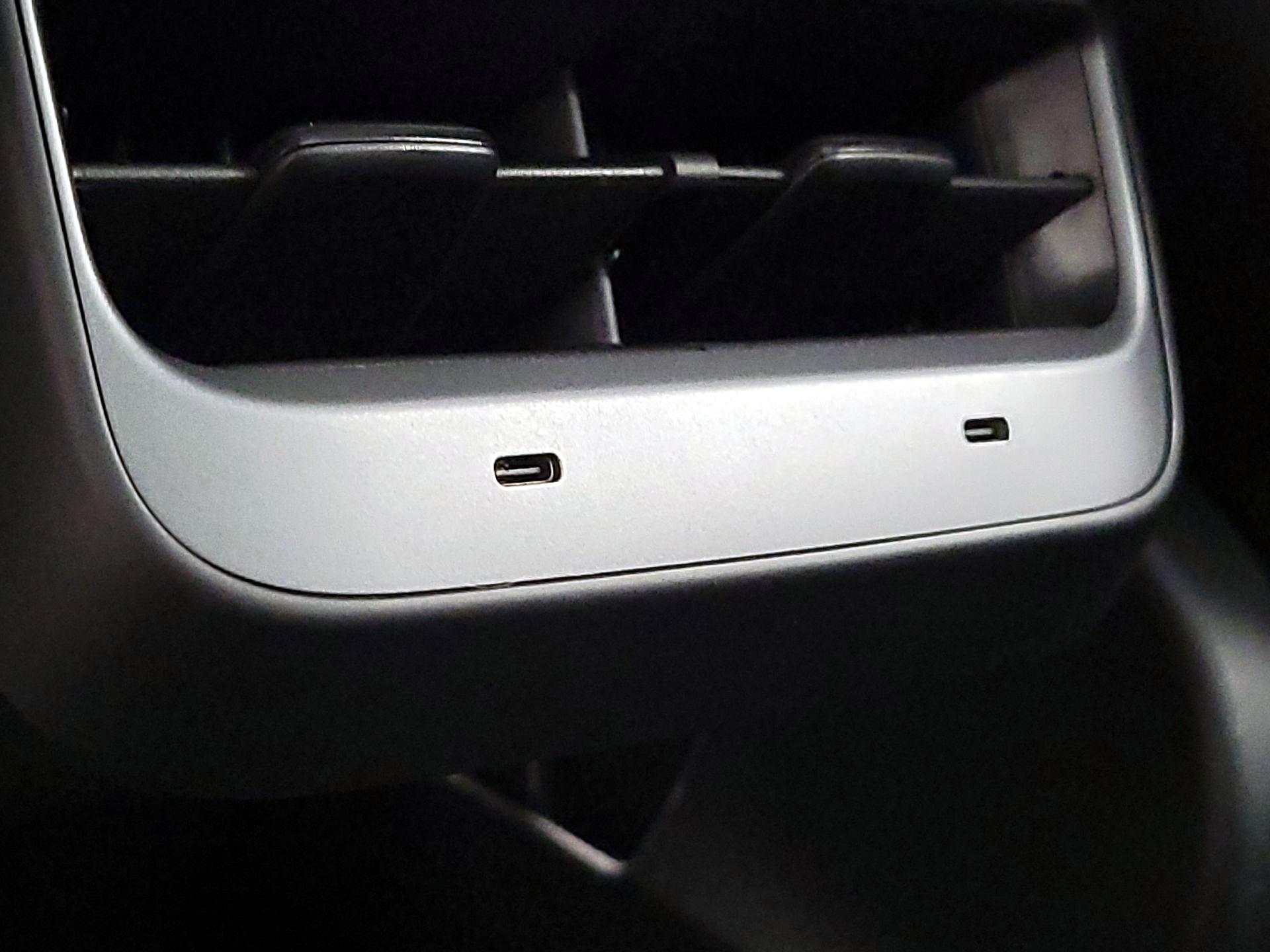 Thumbnail: 2023 Tesla Model 3 - 18