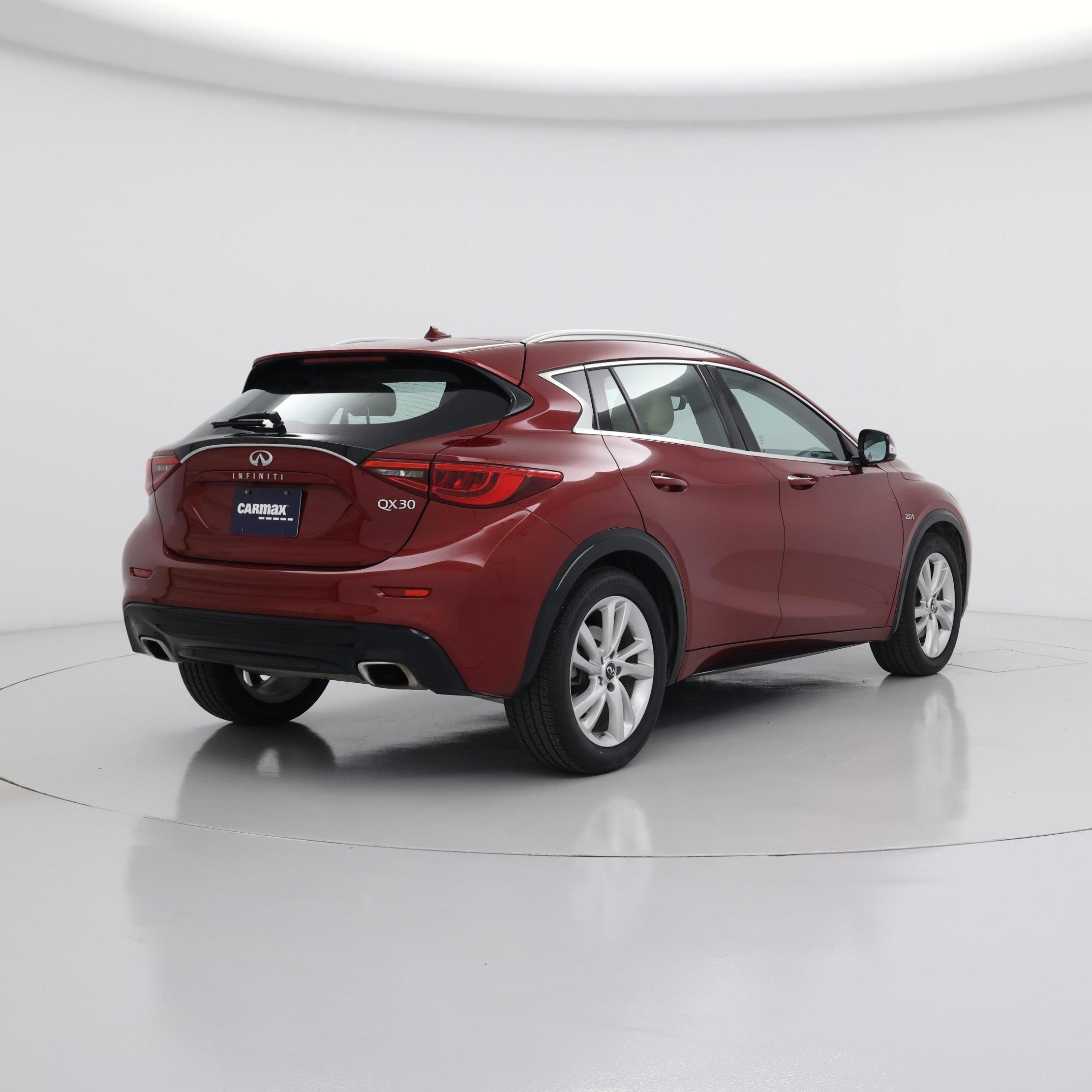 Thumbnail: 2019 INFINITI QX30 - 8