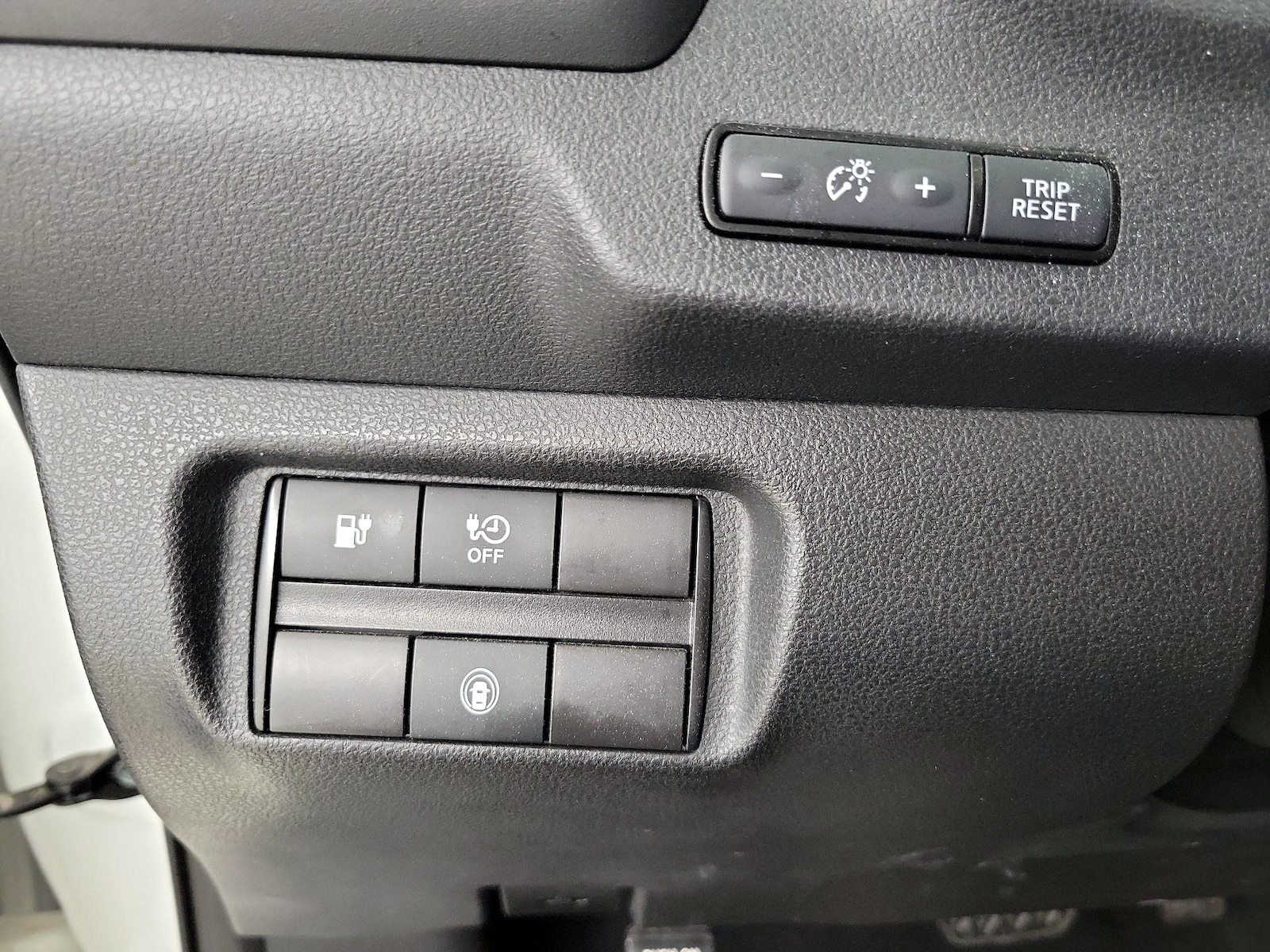 2023 Nissan Leaf S - Photo 14