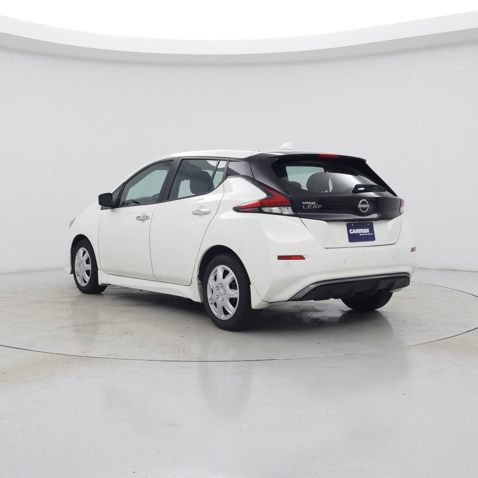 Thumbnail: 2023 Nissan Leaf - 2