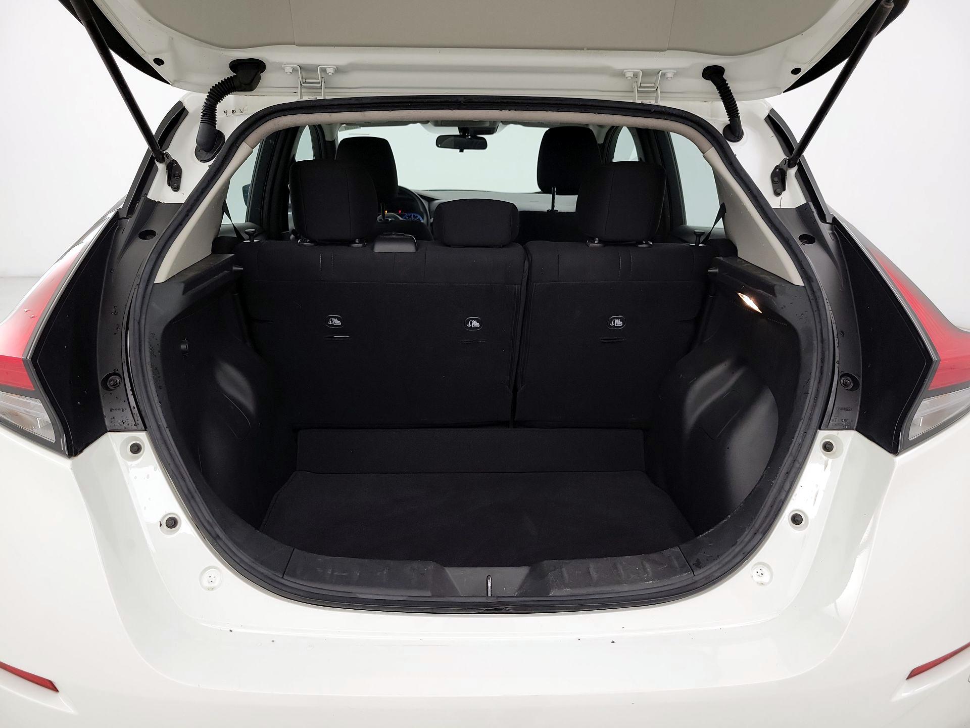 Thumbnail: 2023 Nissan Leaf - 20