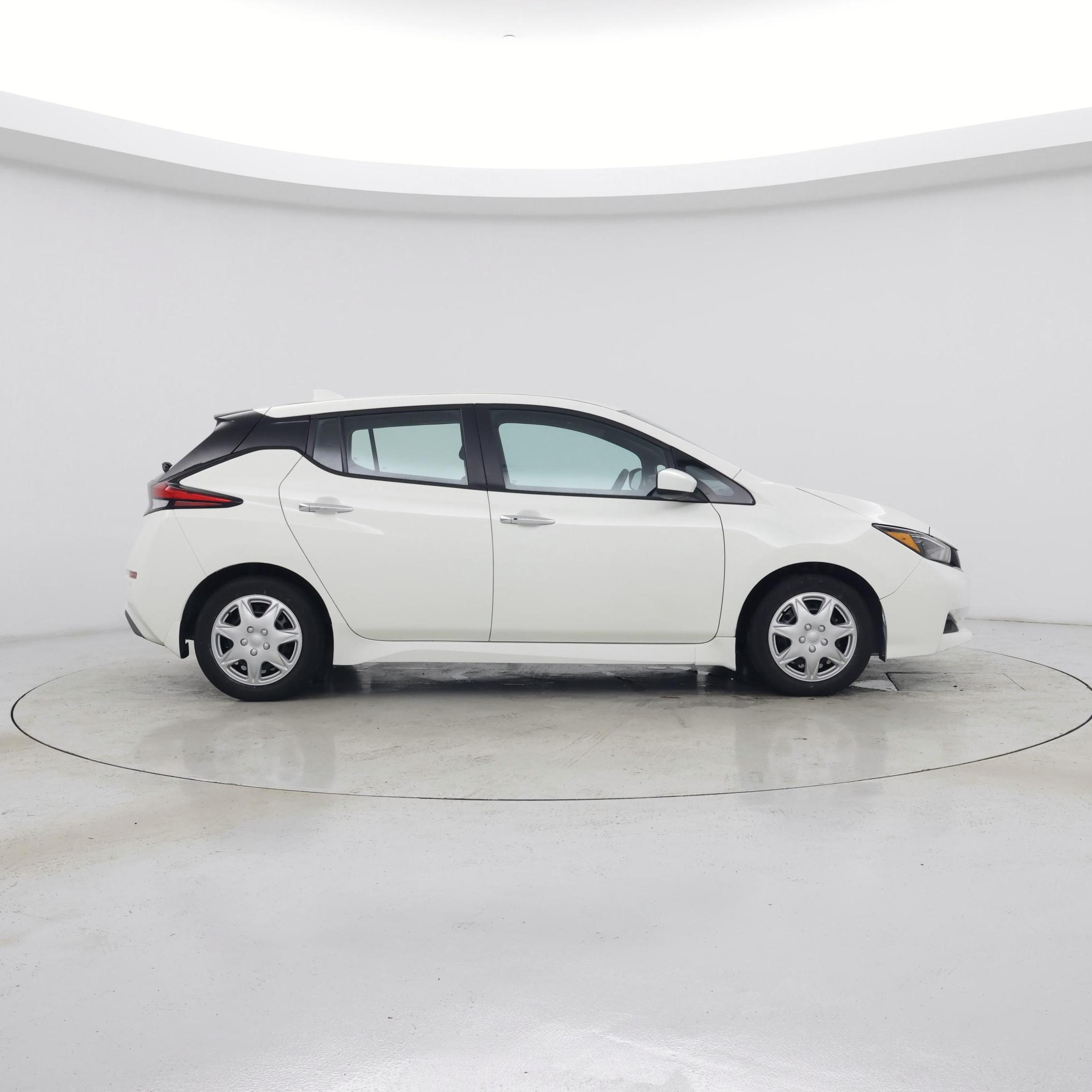 Thumbnail: 2023 Nissan Leaf - 7