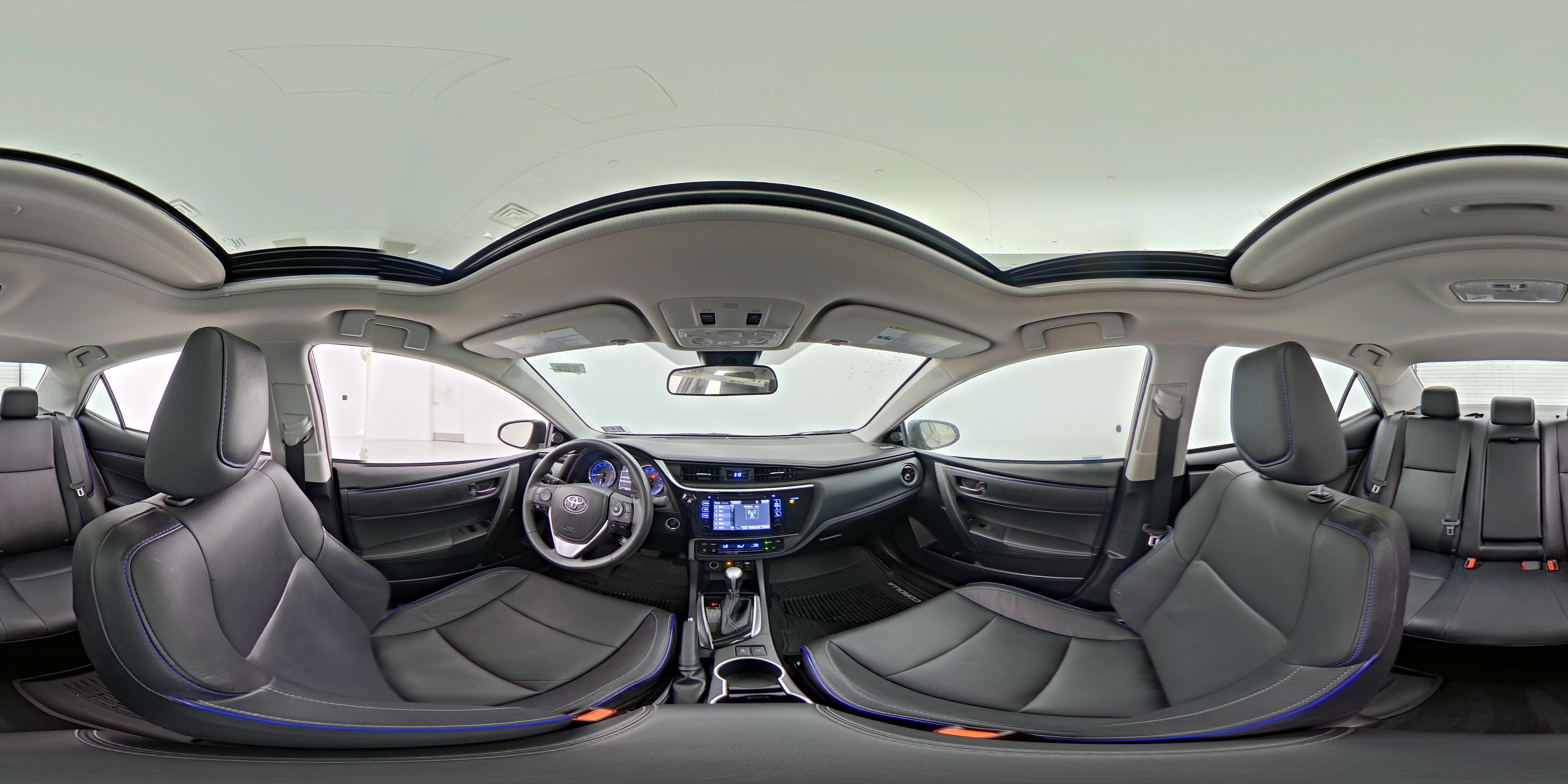 2018 Toyota Corolla XSE - Photo 25