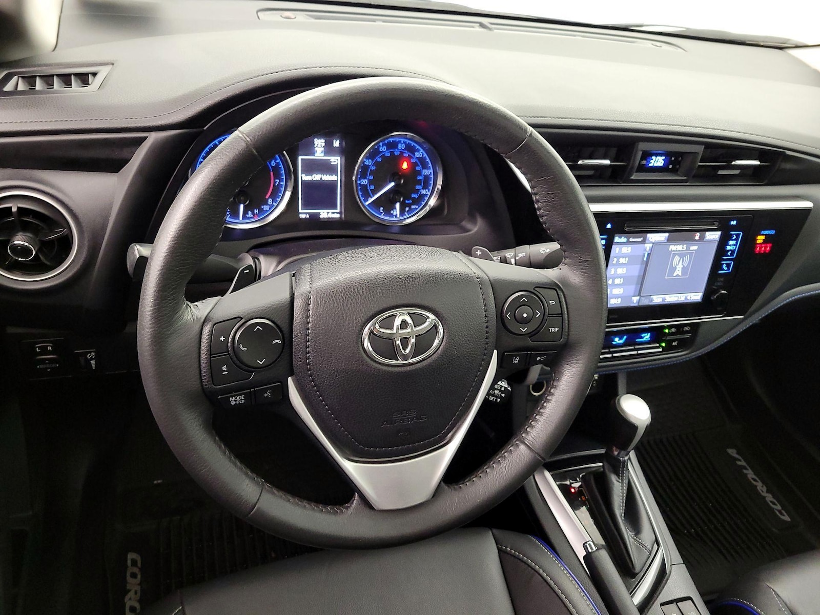 2018 Toyota Corolla XSE - Photo 11