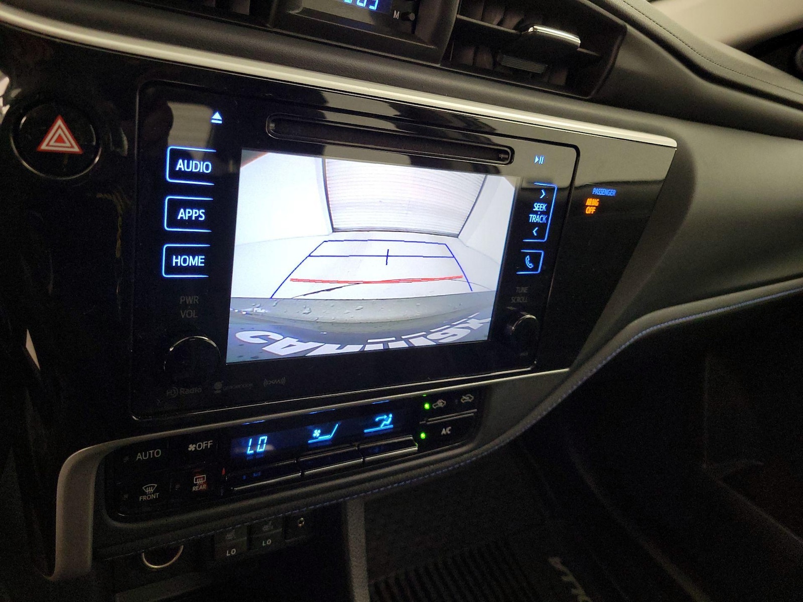 2018 Toyota Corolla XSE - Photo 15