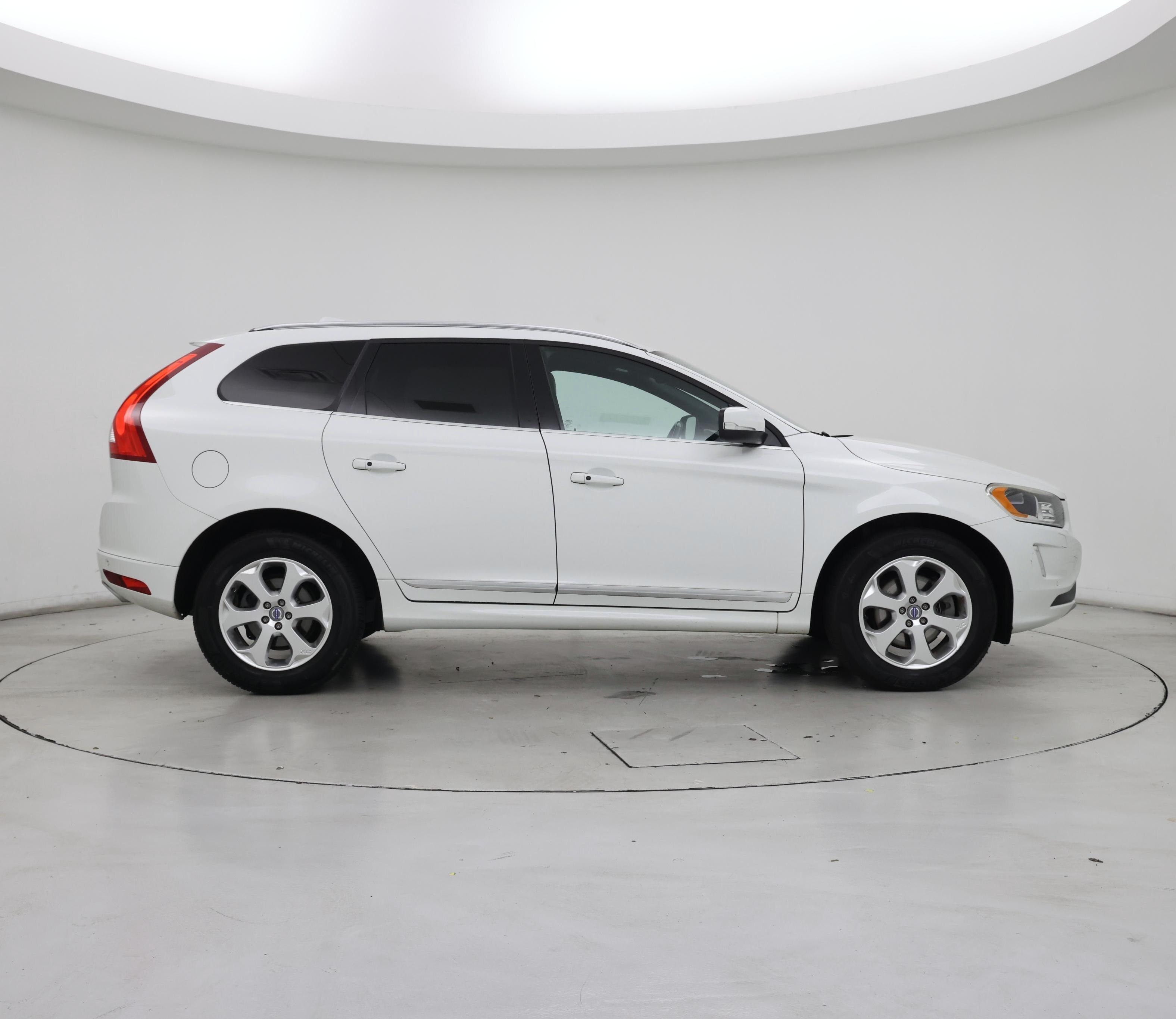 Thumbnail: 2016 Volvo XC60 - 7