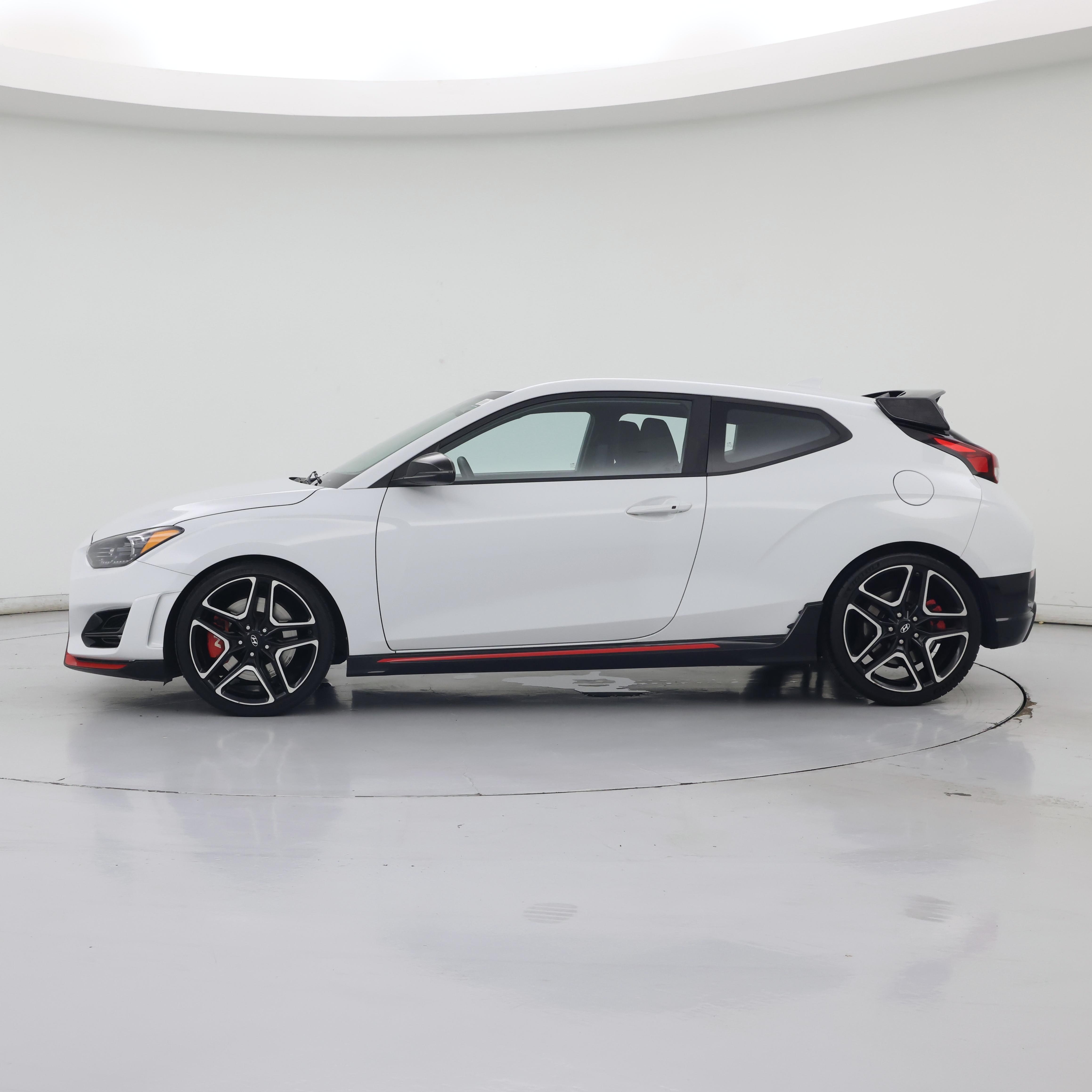 Thumbnail: 2020 Hyundai Veloster - 3