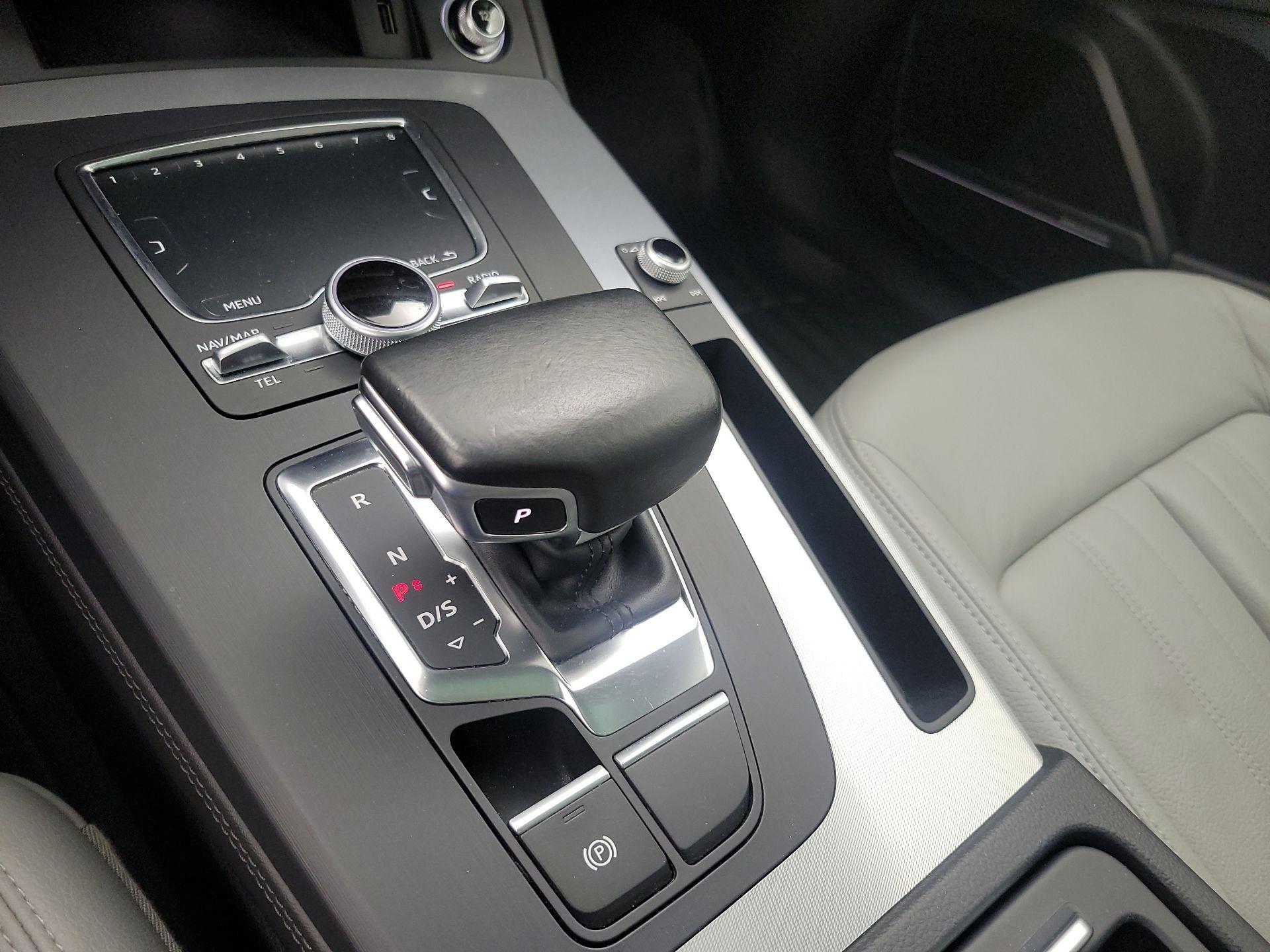 Thumbnail: 2018 Audi Q5 - 18