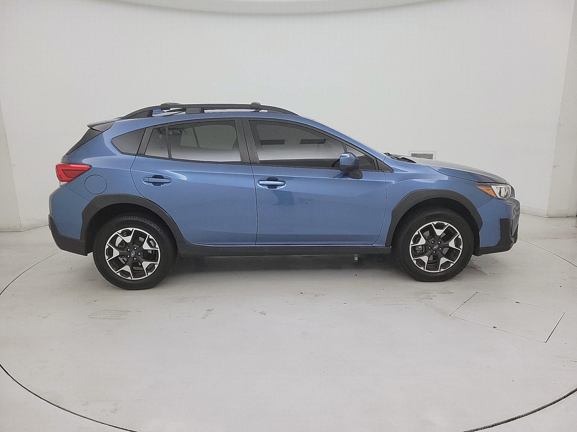 Thumbnail: 2019 Subaru Crosstrek - 4
