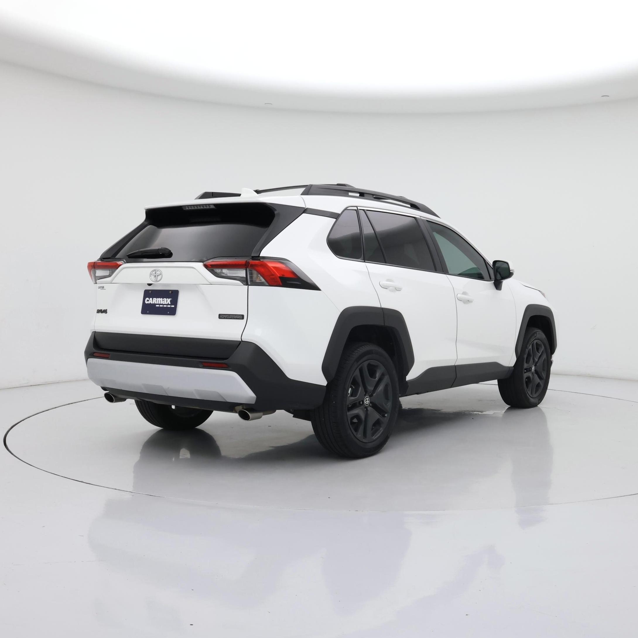 Thumbnail: 2024 Toyota RAV4 - 8