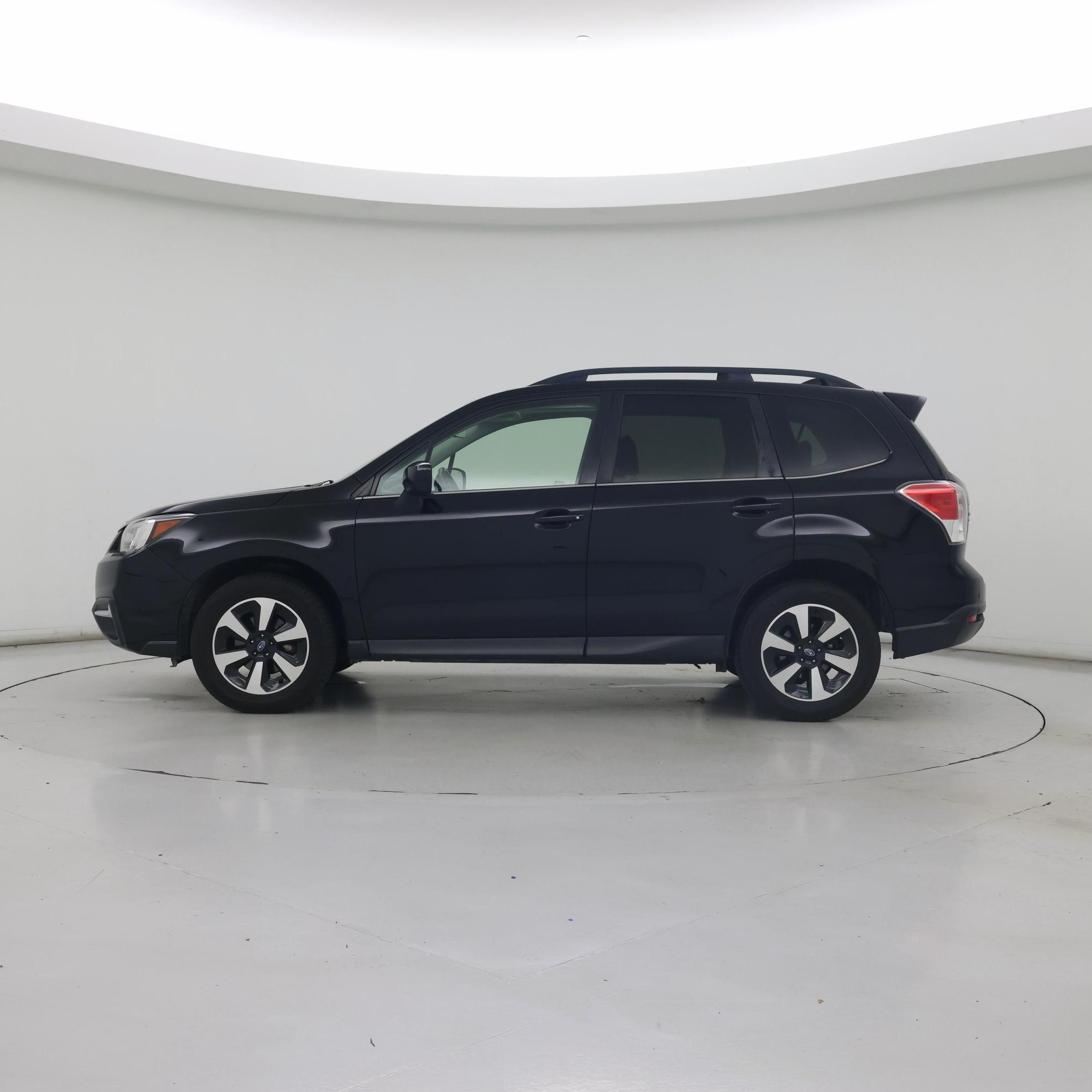 Thumbnail: 2017 Subaru Forester - 3