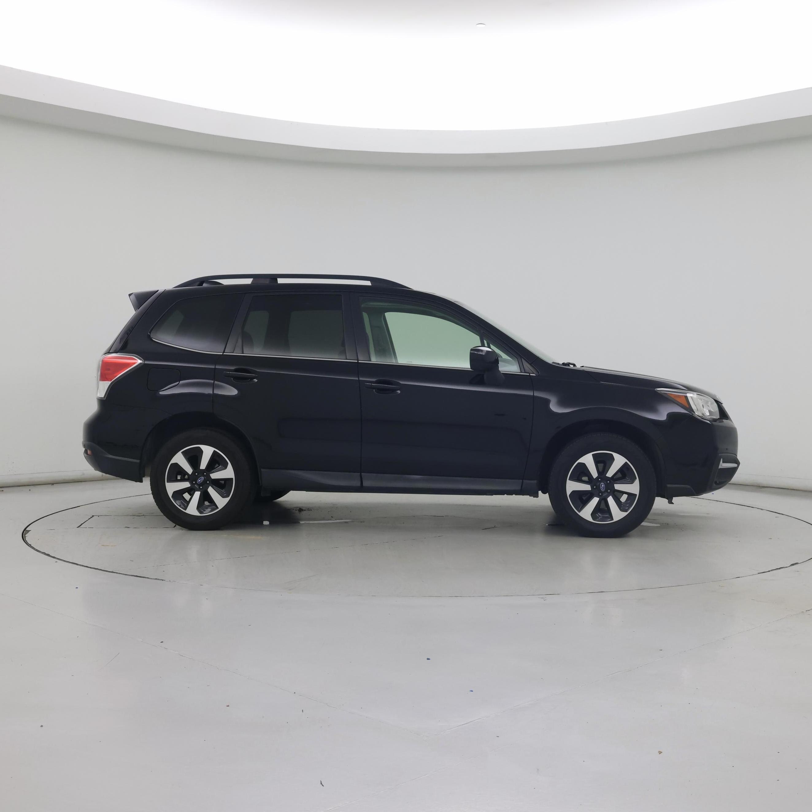 Thumbnail: 2017 Subaru Forester - 7