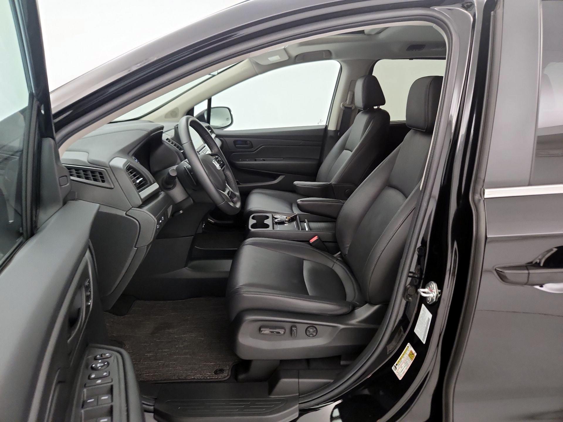 Thumbnail: 2025 Honda Odyssey - 11