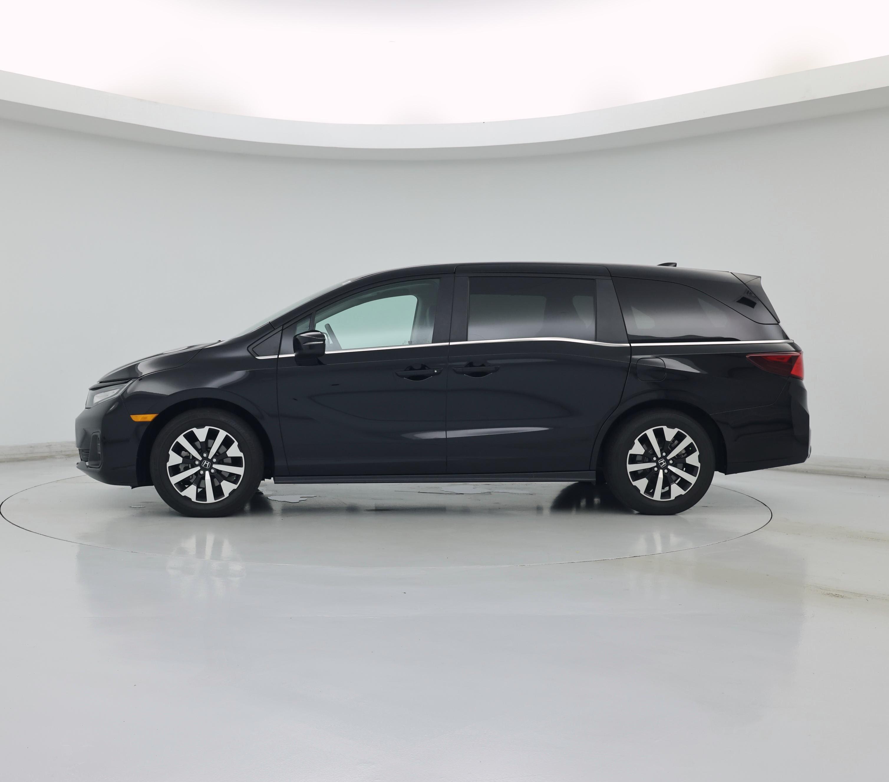 Thumbnail: 2025 Honda Odyssey - 3