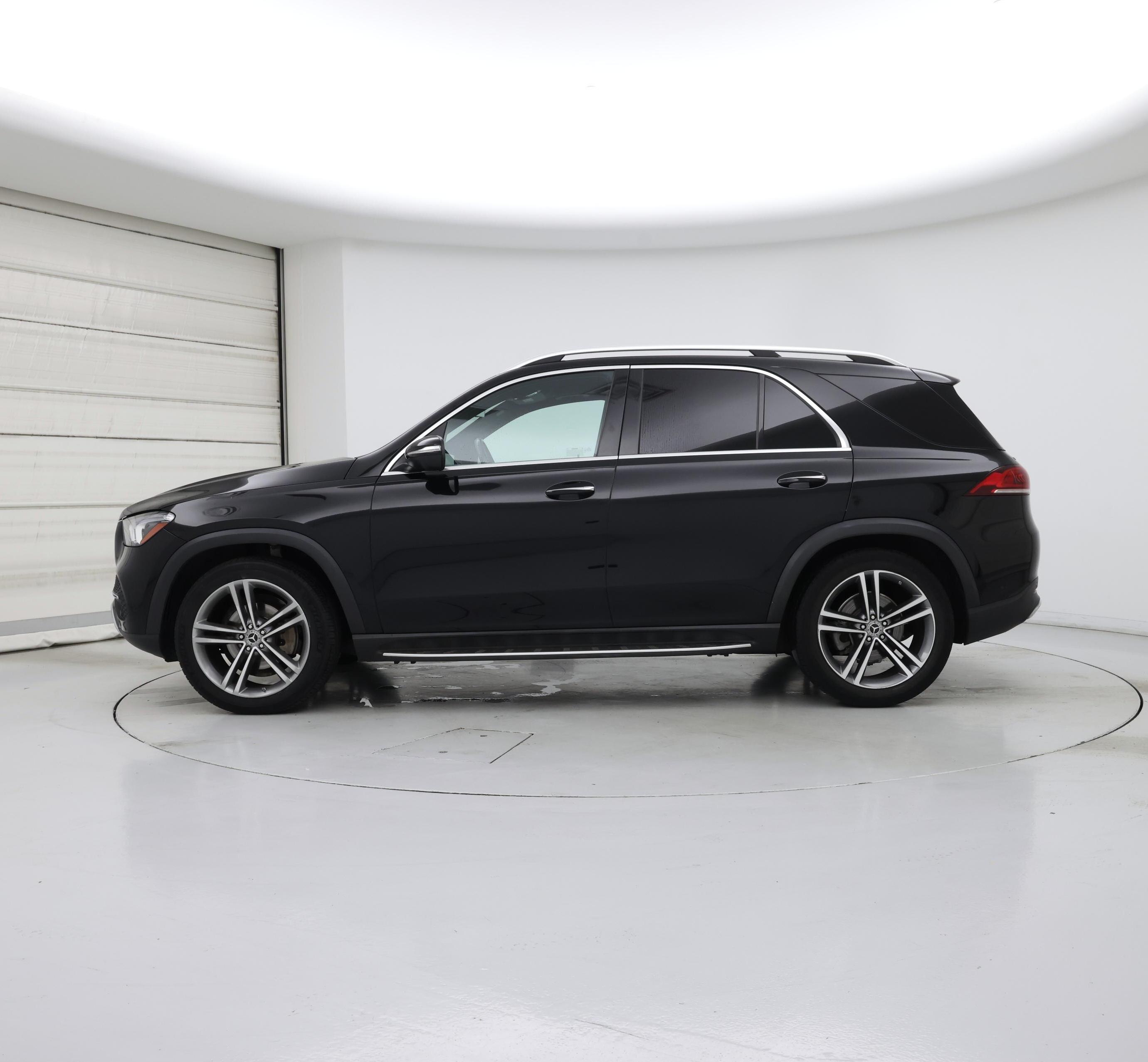 Thumbnail: 2020 Mercedes-Benz GLE - 3