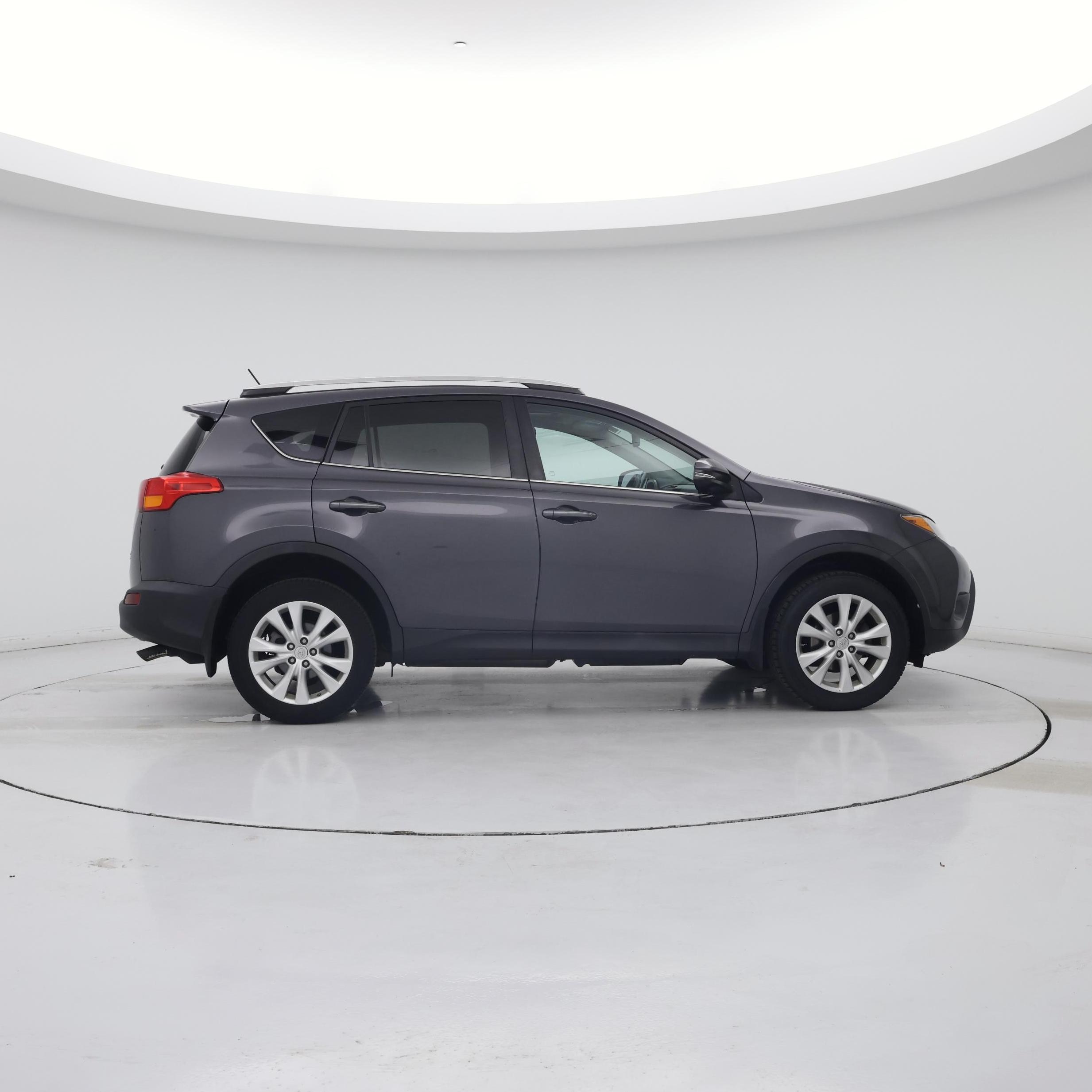Thumbnail: 2015 Toyota RAV4 - 7