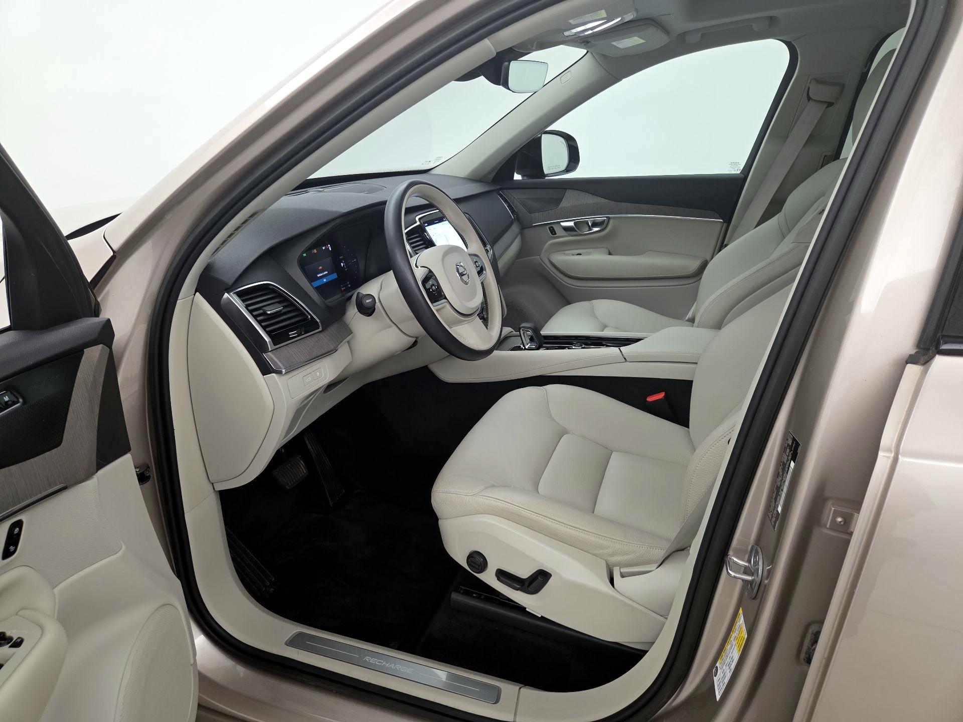 Thumbnail: 2023 Volvo XC90 - 11