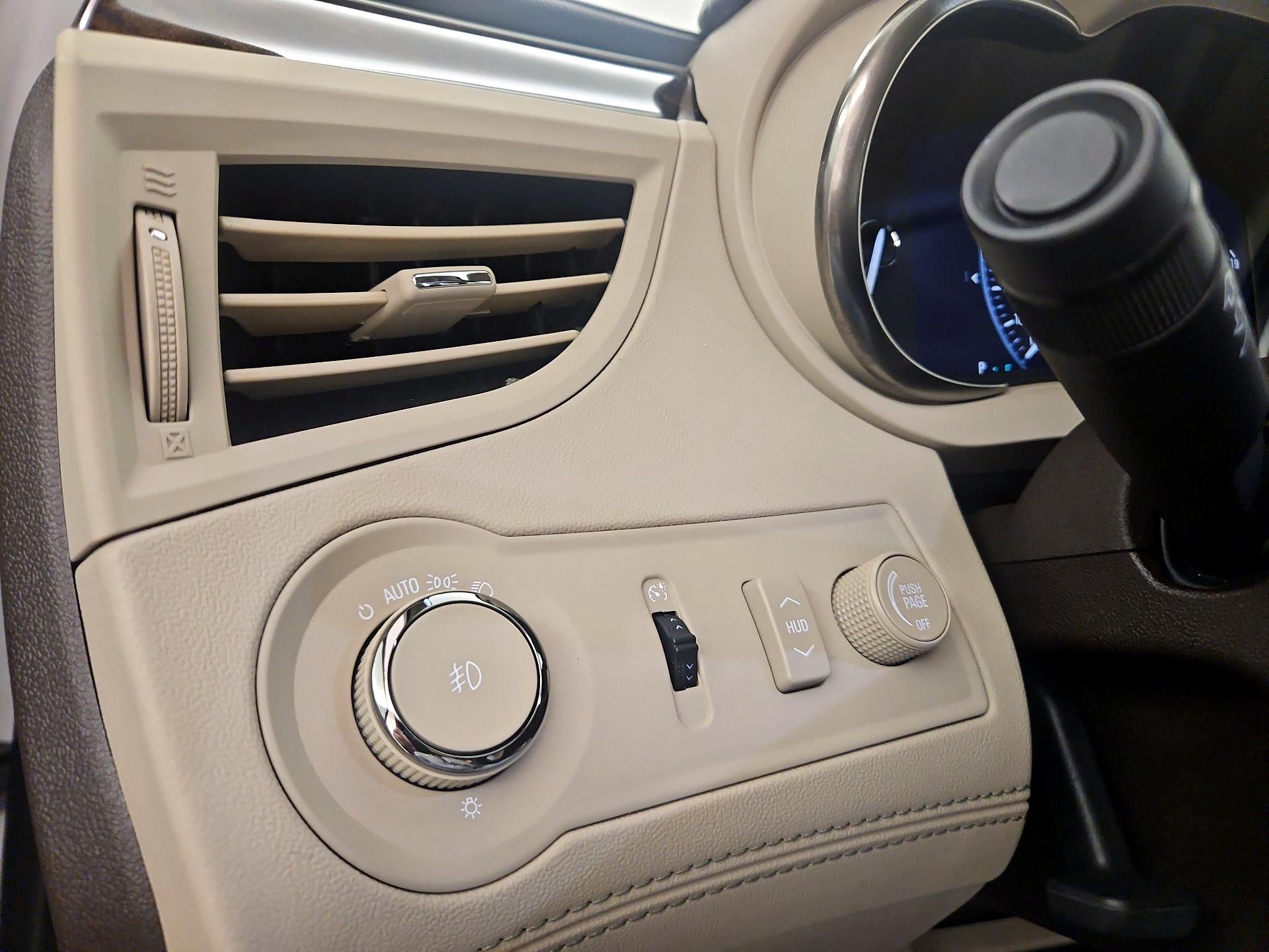 Thumbnail: 2016 Buick LaCrosse - 13