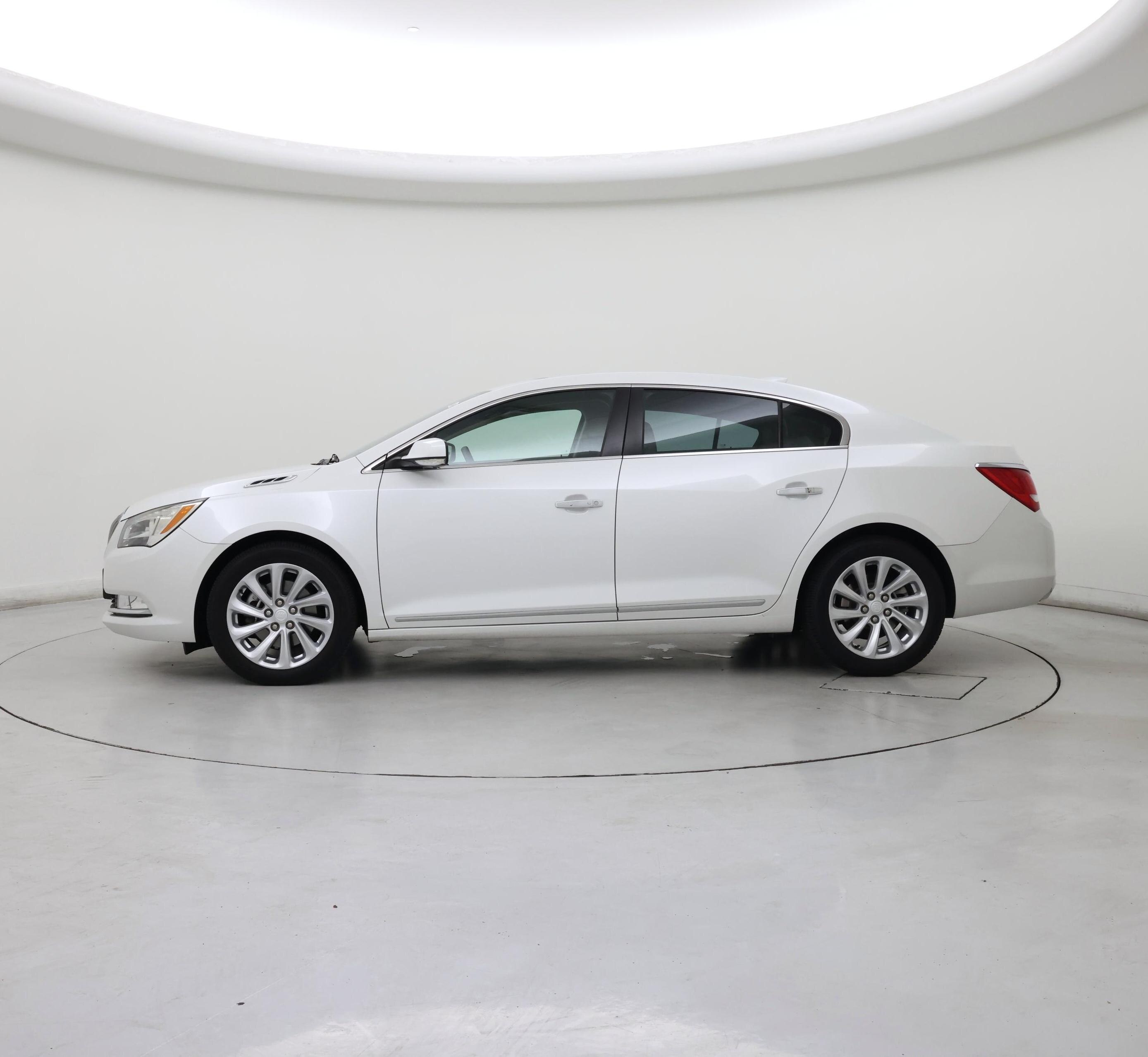 Thumbnail: 2016 Buick LaCrosse - 3