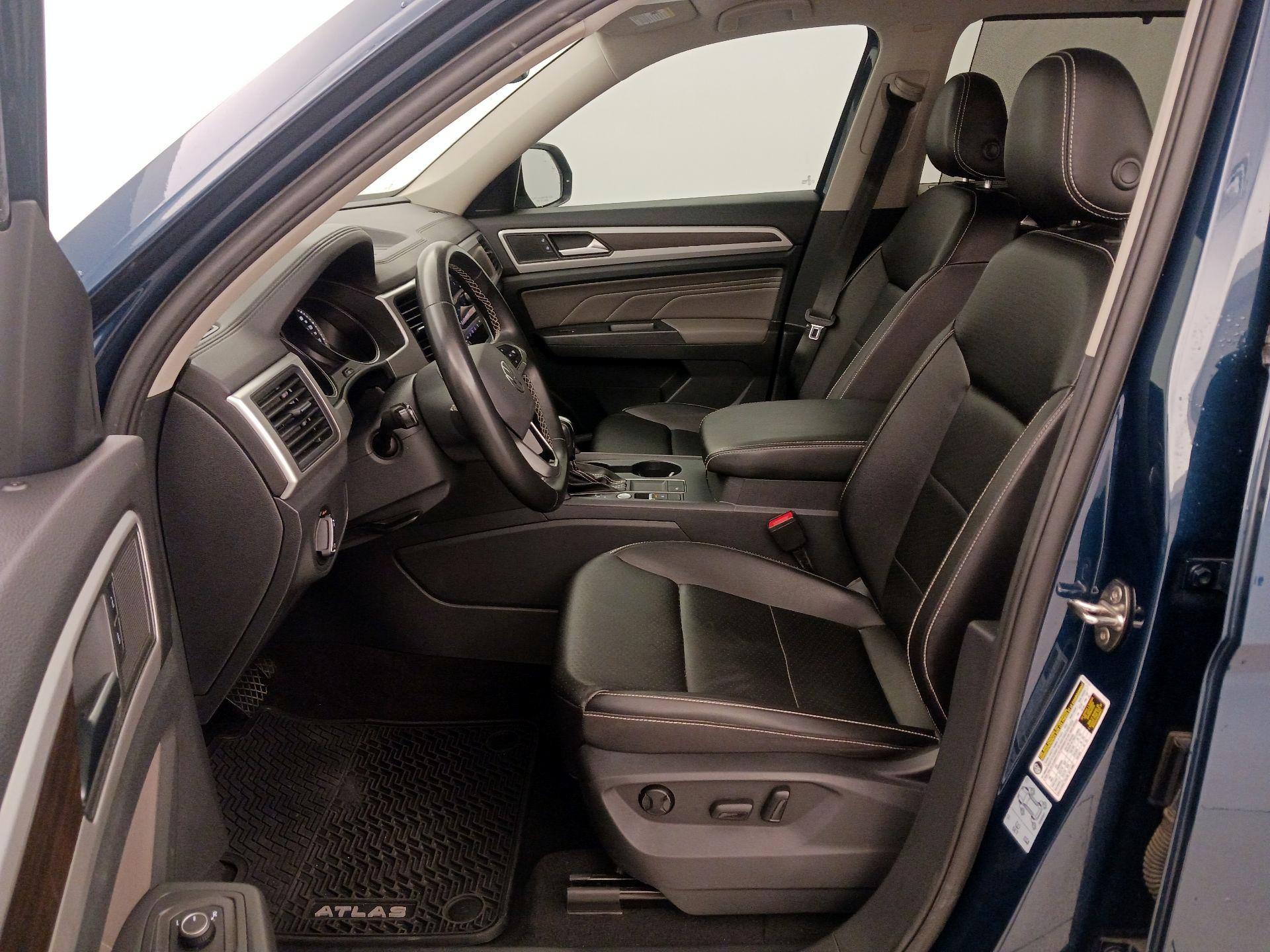 Thumbnail: 2021 Volkswagen Atlas - 11
