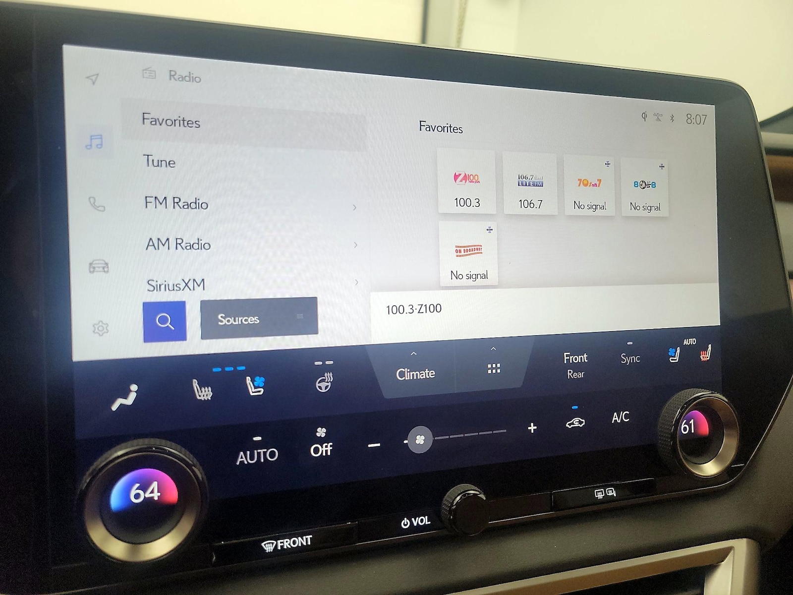 2023 Lexus RX 350 - Photo 16