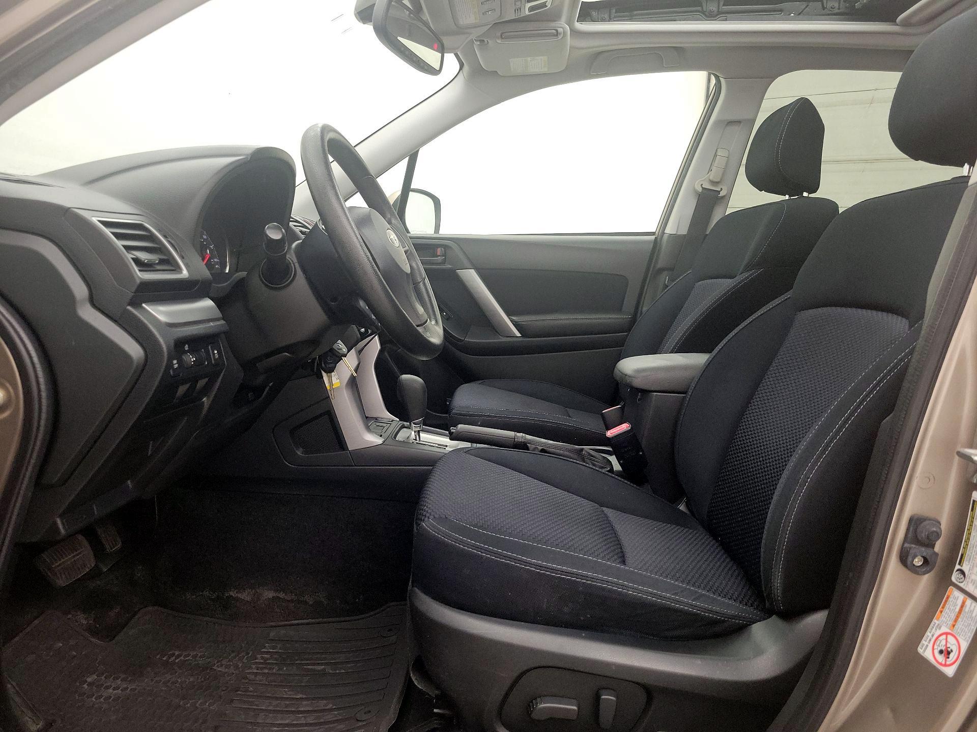Thumbnail: 2016 Subaru Forester - 11