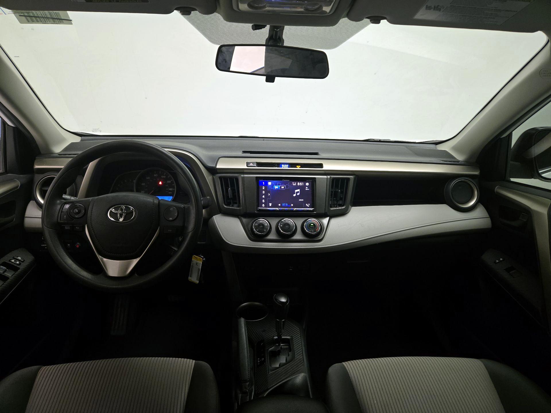 Thumbnail: 2014 Toyota RAV4 - 9