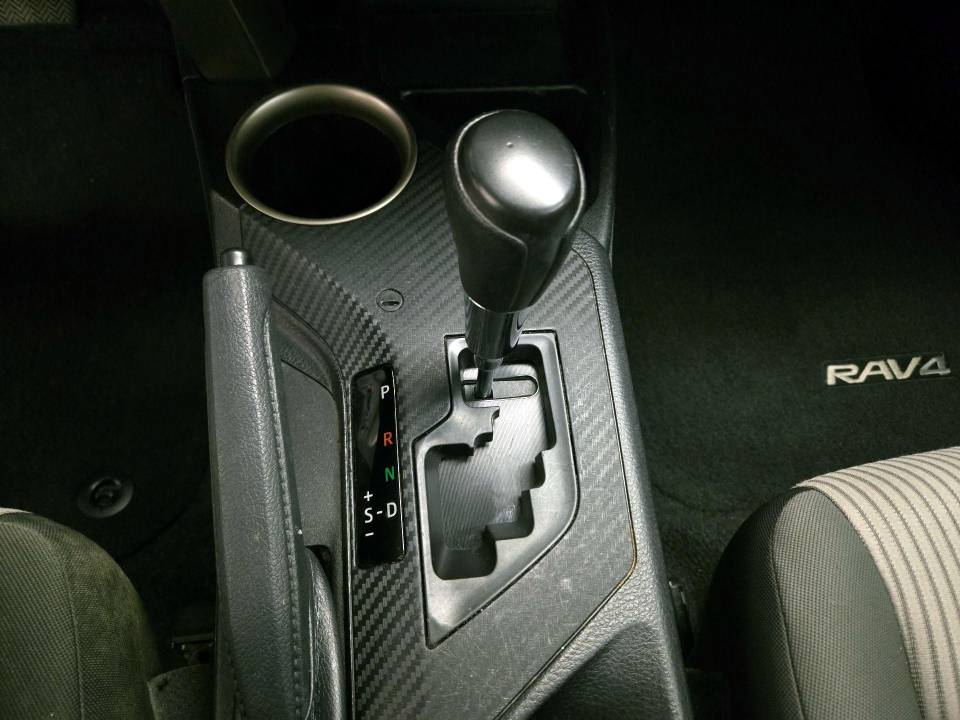 Thumbnail: 2014 Toyota RAV4 - 17