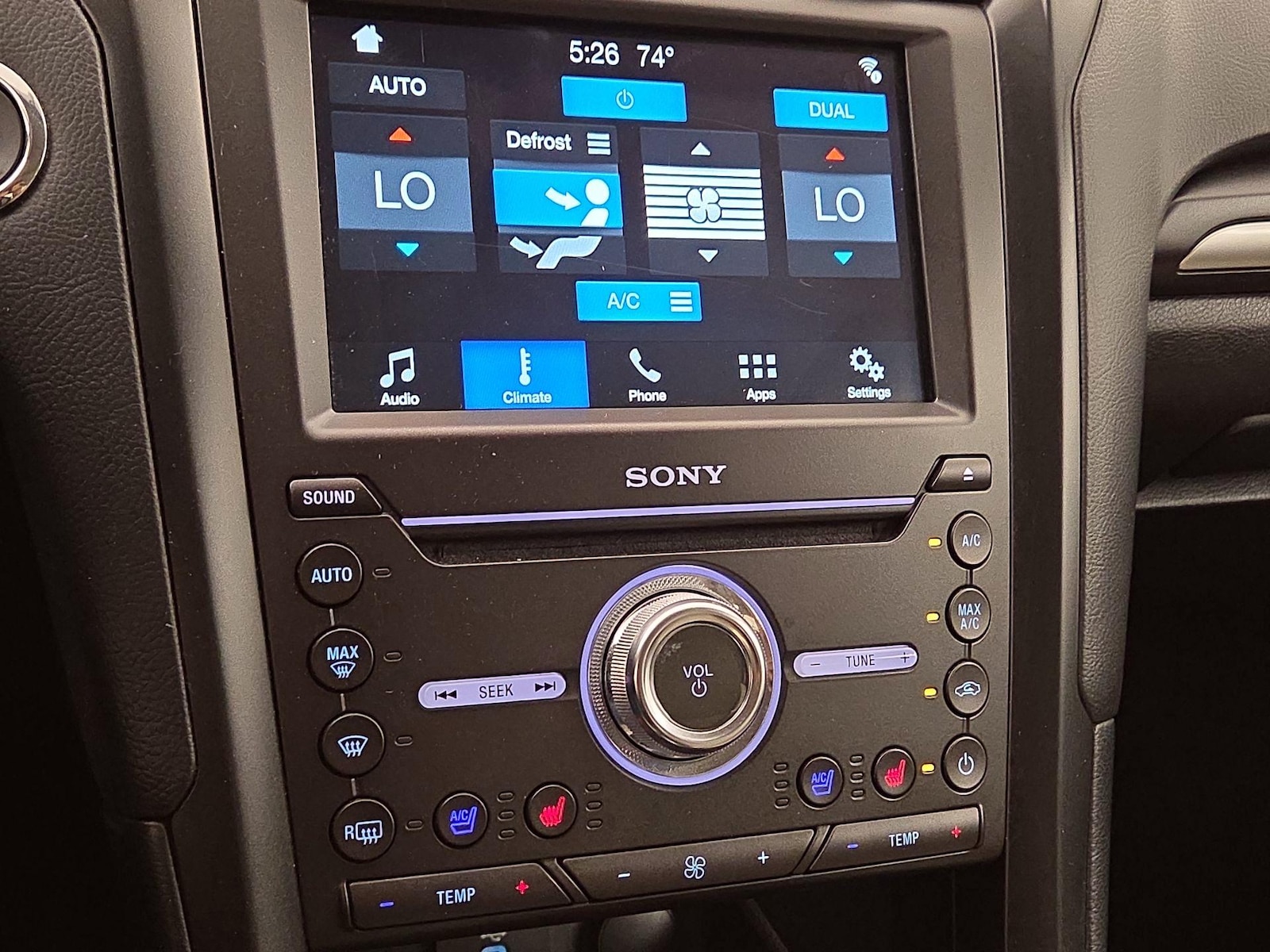 2018 Ford Fusion Titanium - Photo 17