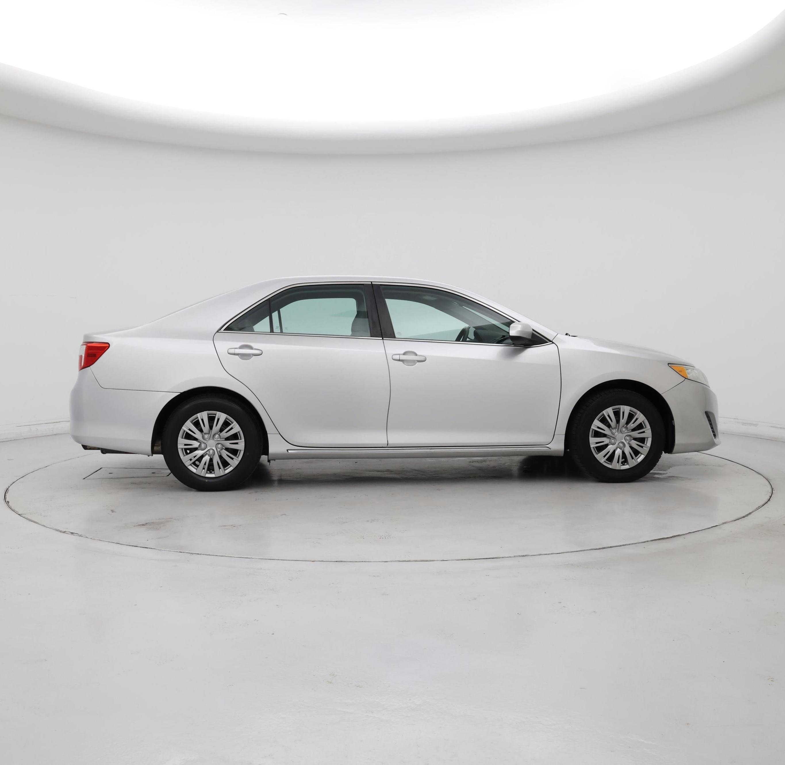 Thumbnail: 2014 Toyota Camry - 7