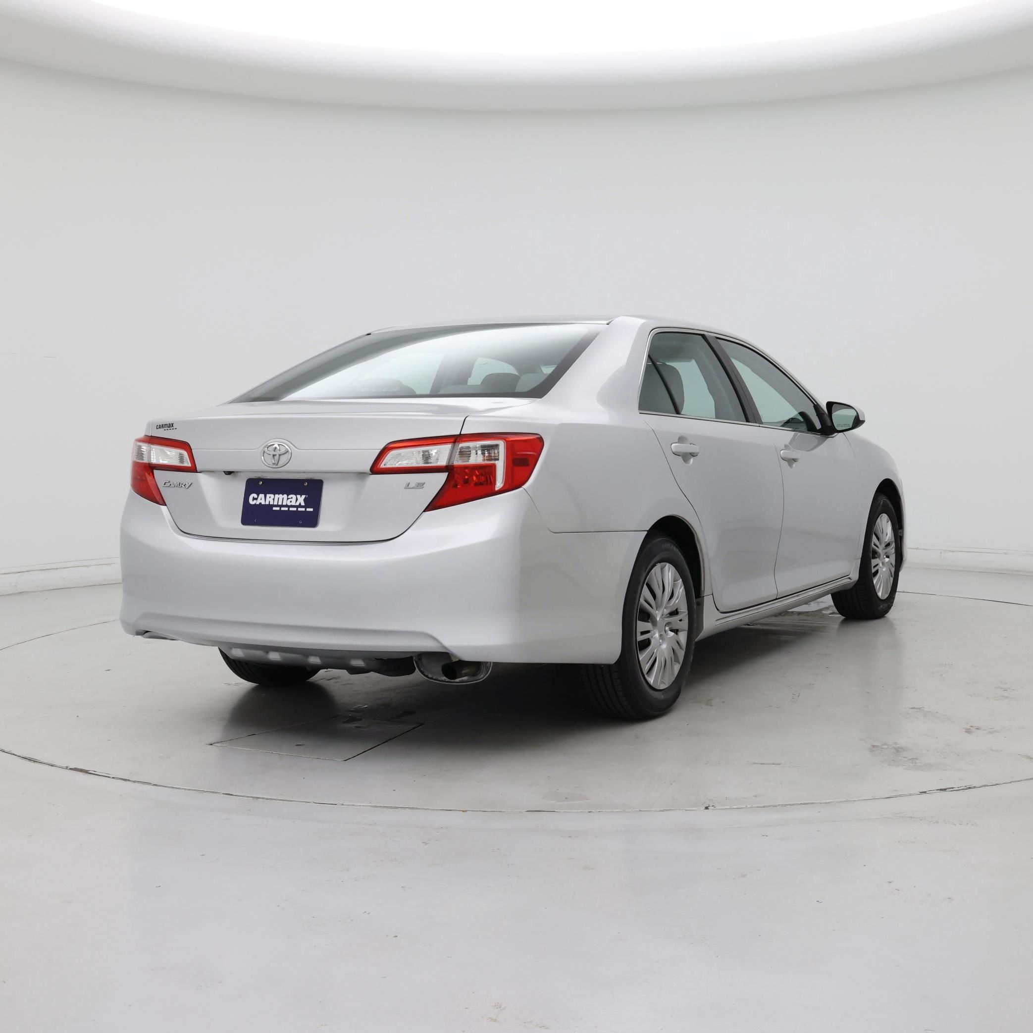 Thumbnail: 2014 Toyota Camry - 8