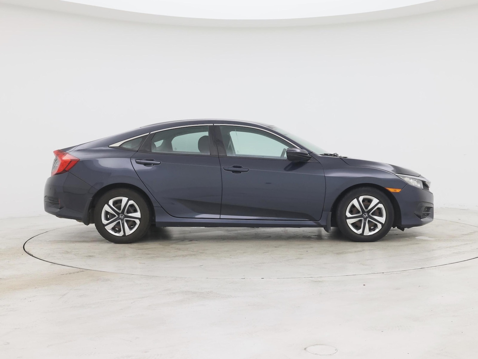 2017 Honda Civic LX - Photo 8