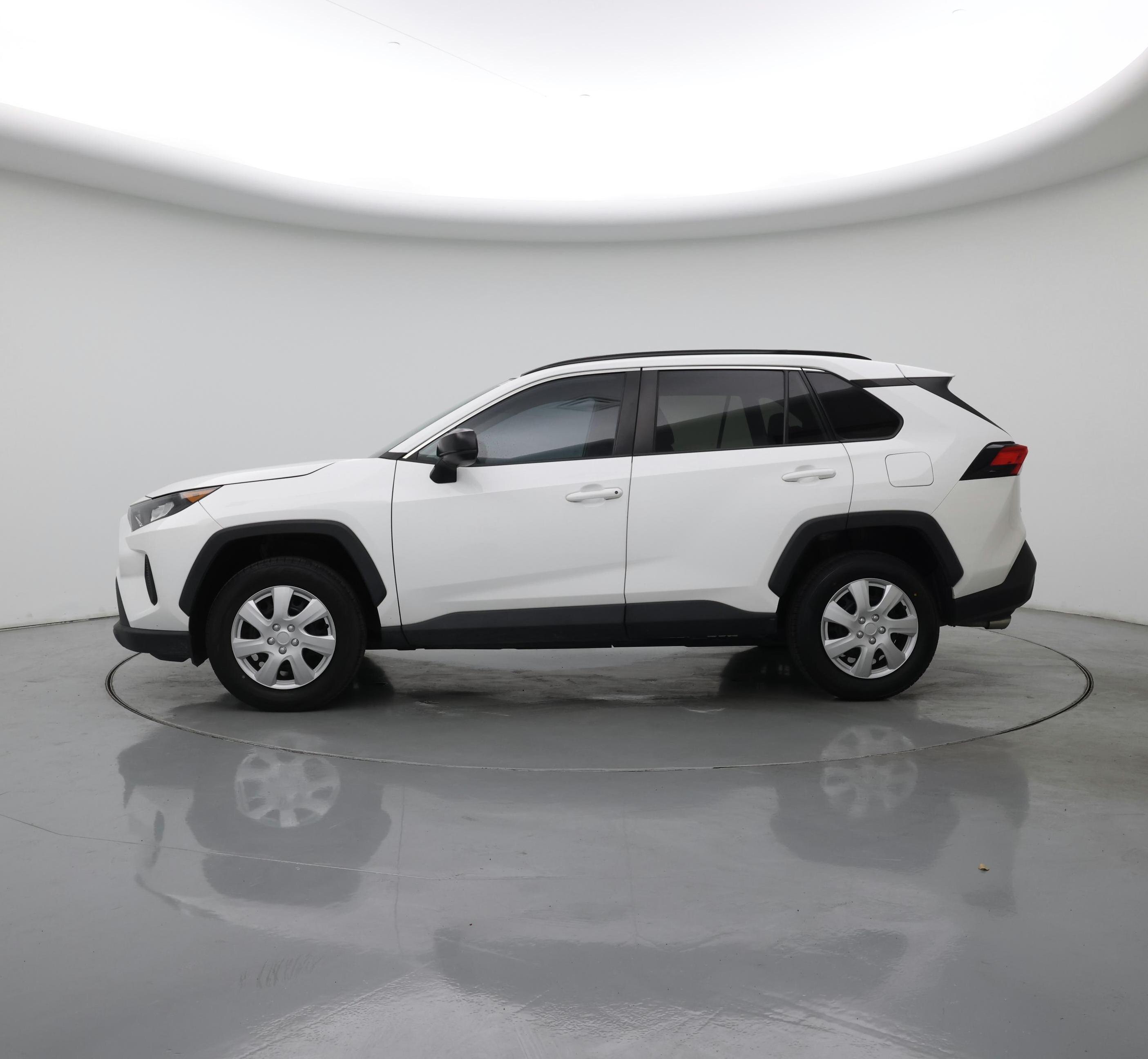 Thumbnail: 2021 Toyota RAV4 - 3